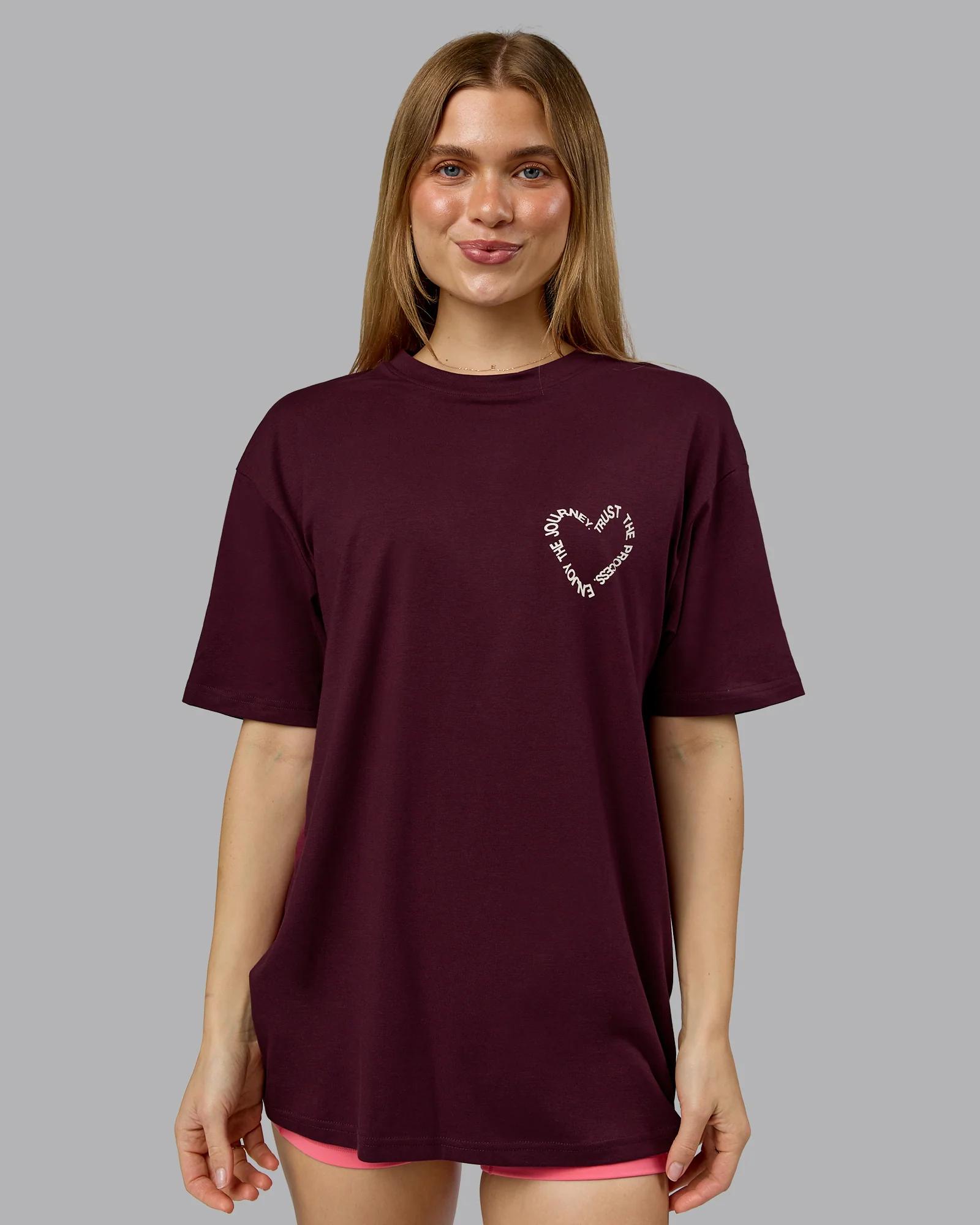 15538-love-the-process-flxcotton-oversize-tee-cherry-lacquer-shale-beige-4.webp Love The Process FLXCotton Oversize Tee - Cherry Lacquer-Shale Beige