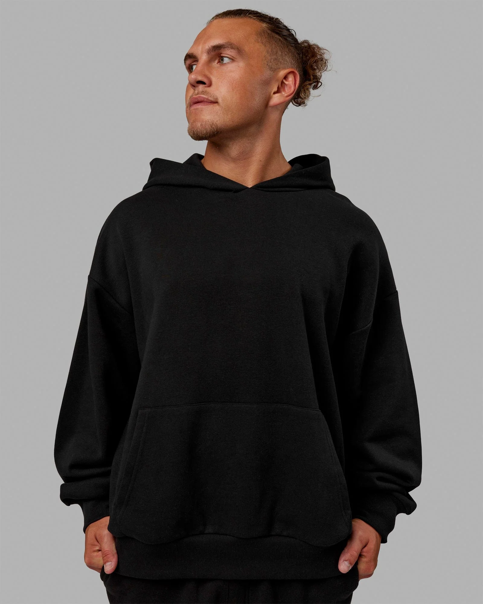 15556-love-the-run-hoodie-oversize-black-white-4.webp Love The Run Hoodie Oversize - Black-White