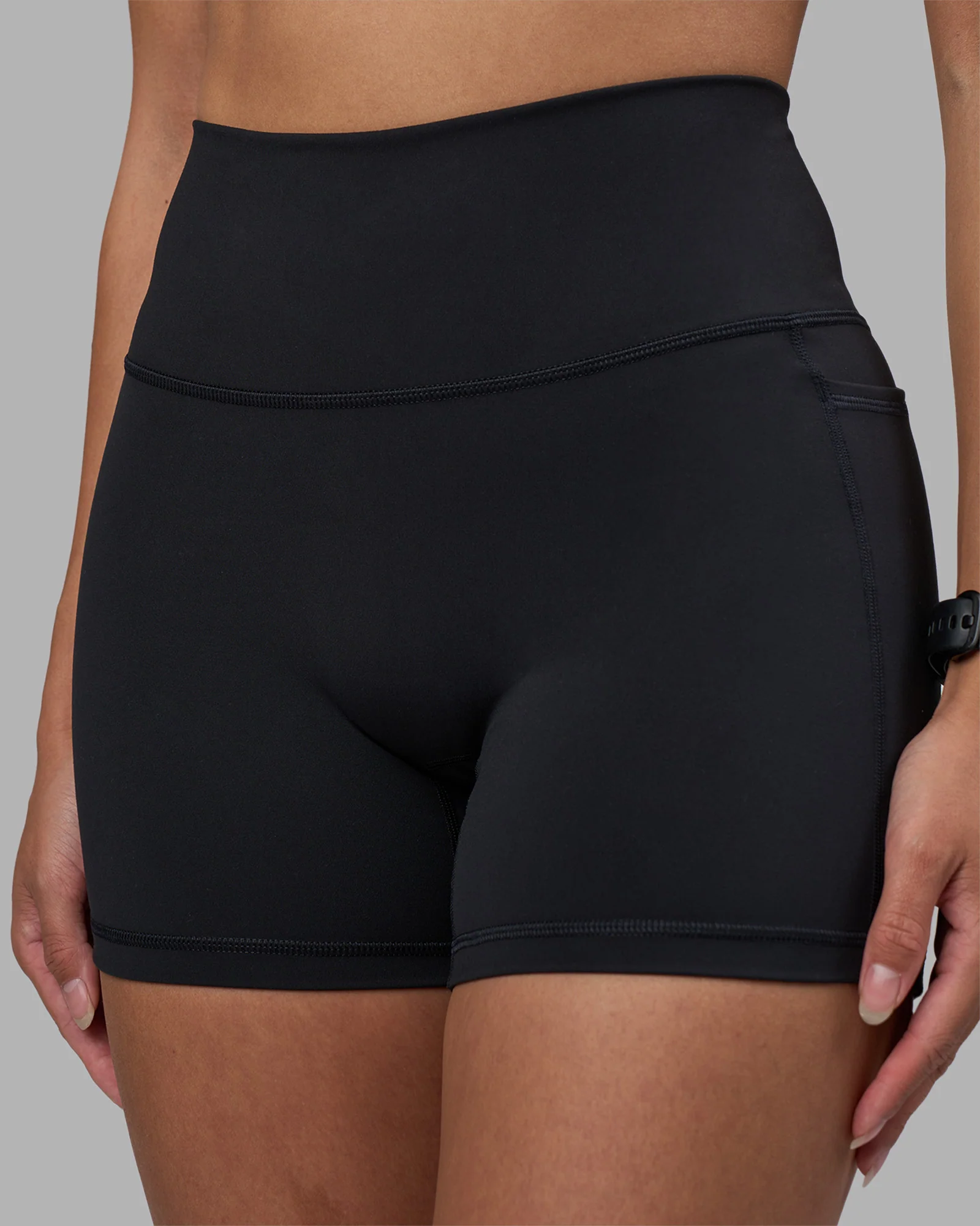 15601-fusion-high-rise-4-short-pockets-black-6.webp Fusion High-Rise 4" Short Pockets - Black