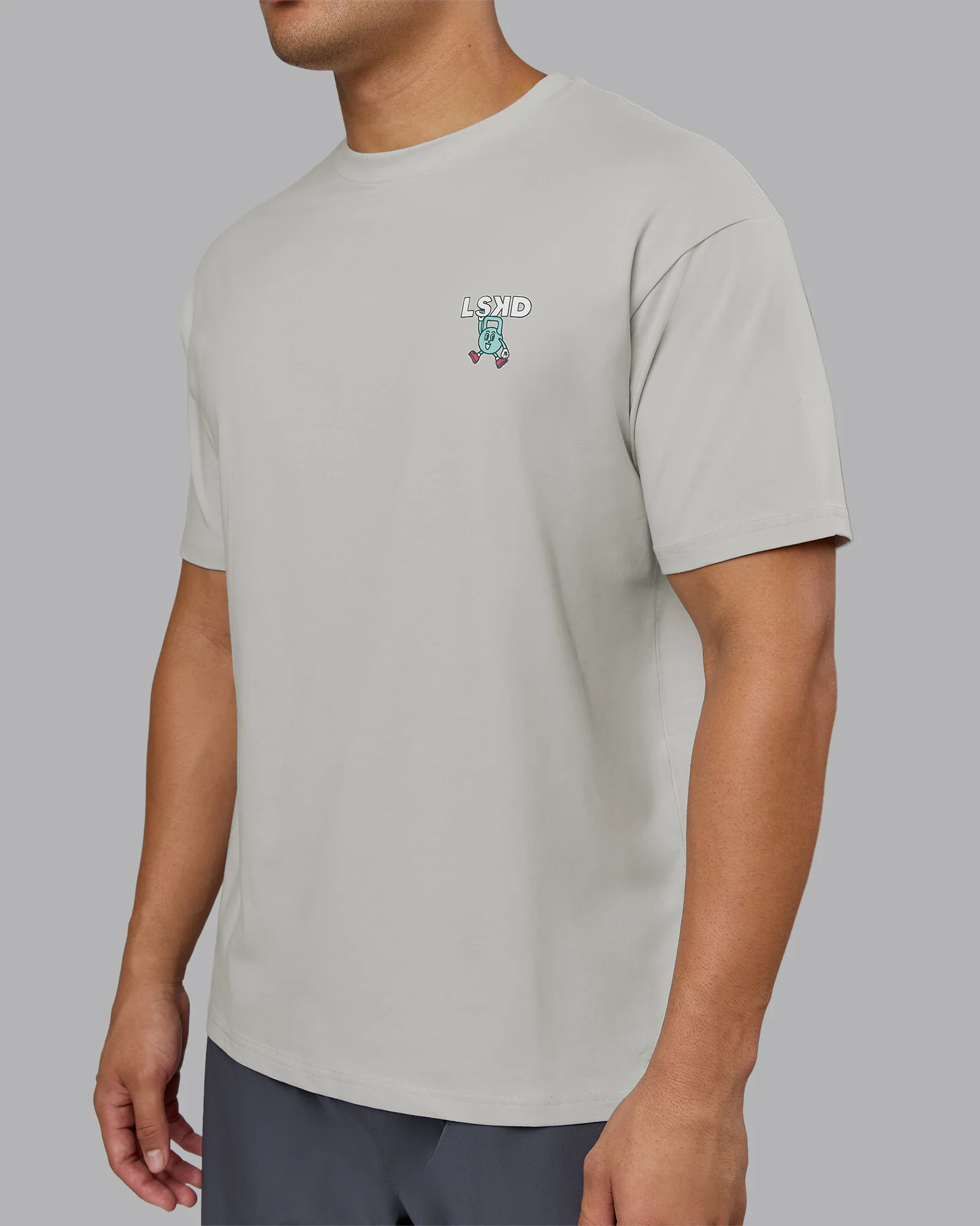 15691-perspective-flxcotton-oversized-tee-digital-mist-white-11.webp Perspective FLXCotton Oversized Tee - Digital Mist-White