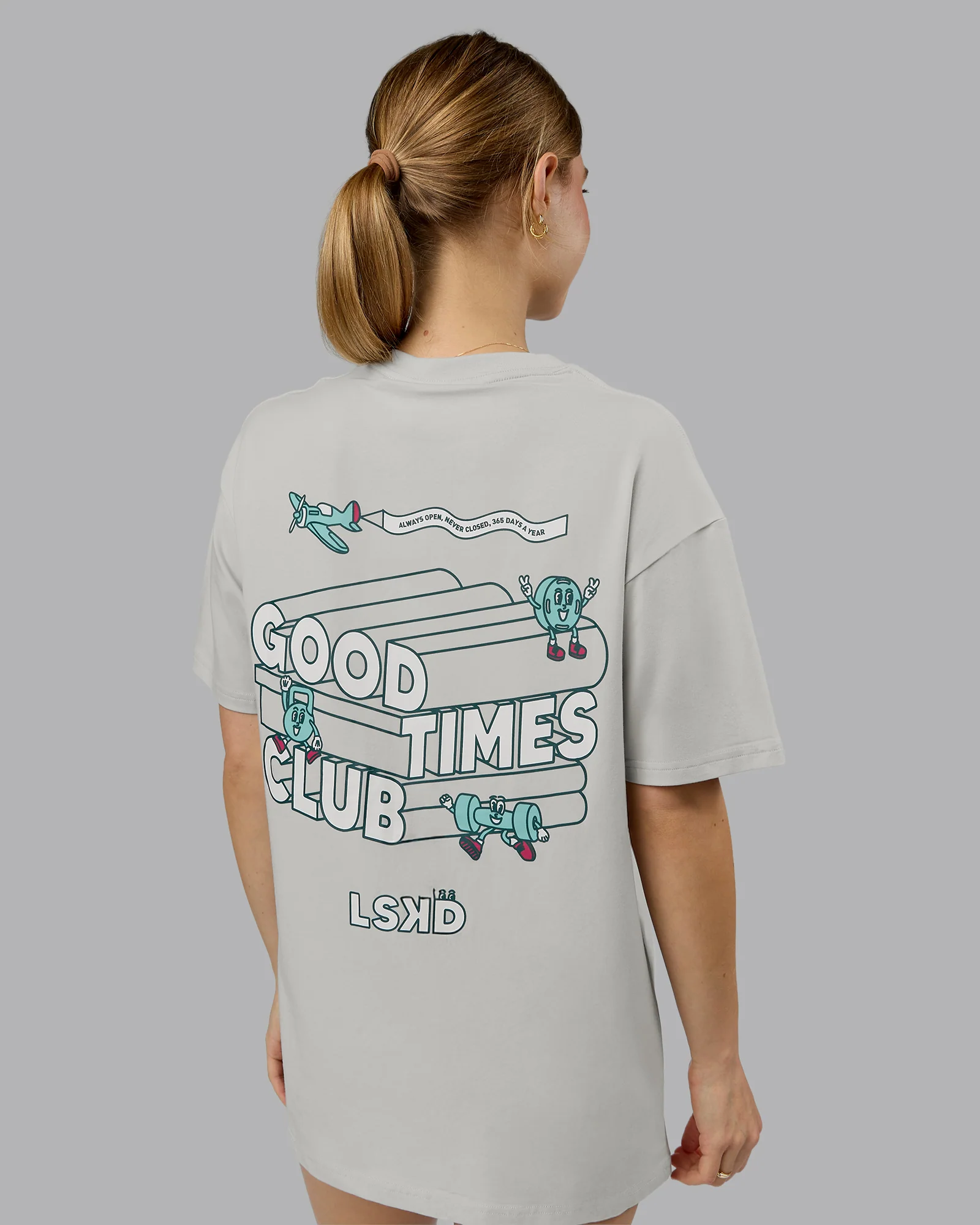 15691-perspective-flxcotton-oversized-tee-digital-mist-white-7.webp Perspective FLXCotton Oversized Tee - Digital Mist-White