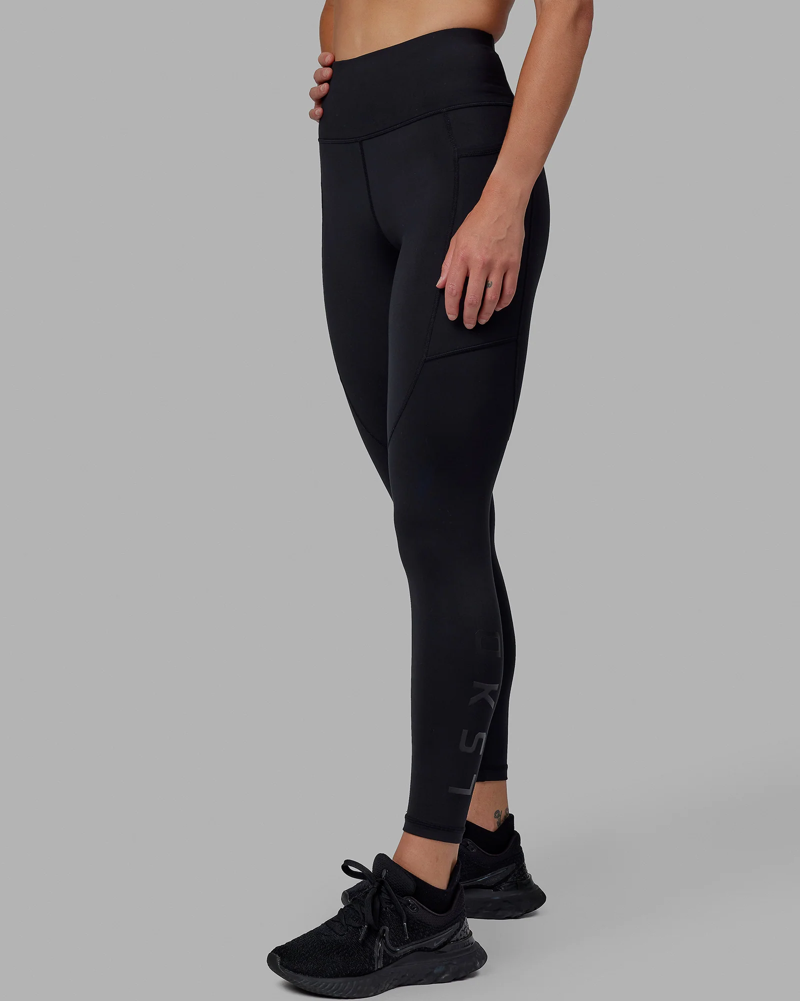 O.G. Rep Full Length Tight - Black-Black