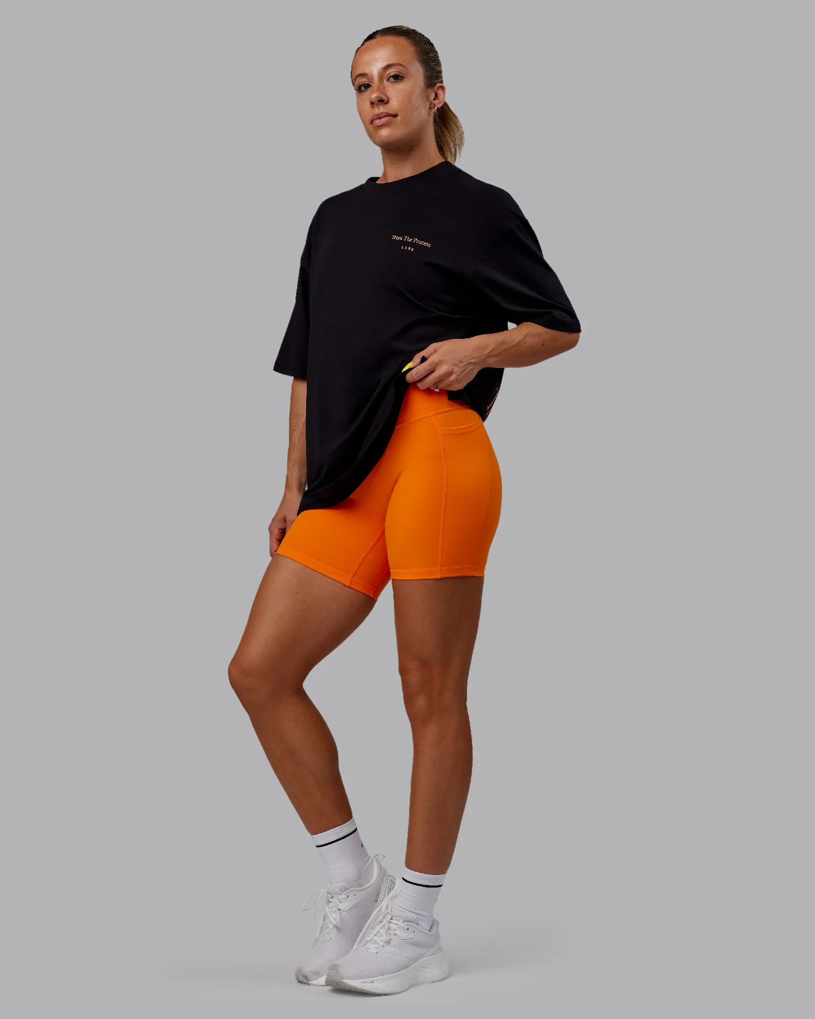 15780-trust-the-process-2.0-flxcotton-tee-oversize-black-vibrant-orange-6.webp Trust The Process 2.0 FLXCotton Tee Oversize - Black-Vibrant Orange