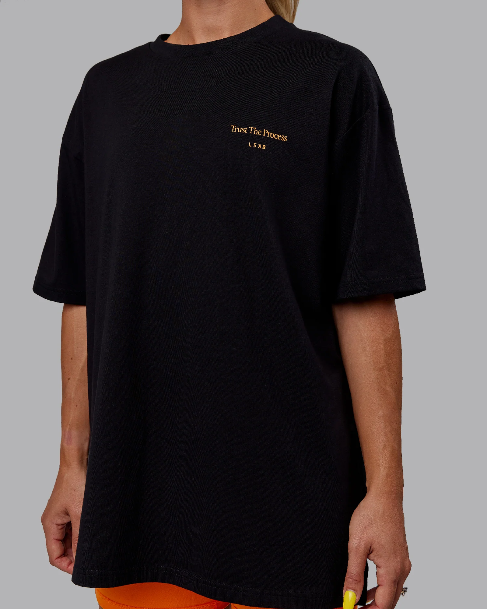 15780-trust-the-process-2.0-flxcotton-tee-oversize-black-vibrant-orange-9.webp Trust The Process 2.0 FLXCotton Tee Oversize - Black-Vibrant Orange