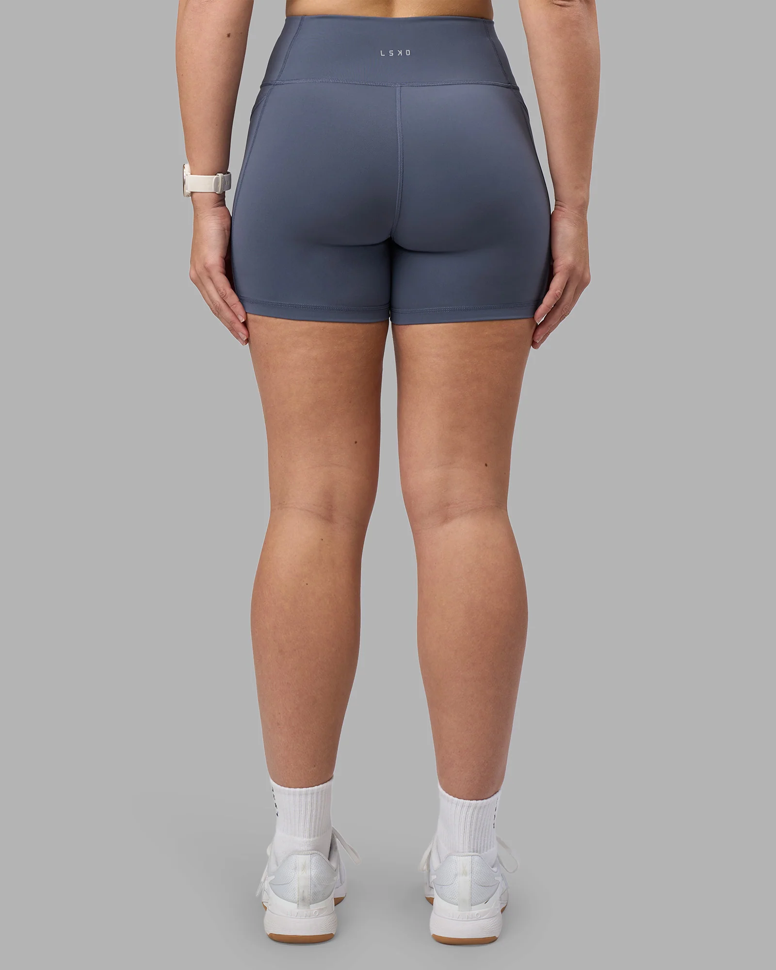 15798-rep-ultra-high-rise-4-short-pockets-night-shadow-white-4.webp Rep Ultra High-Rise 4" Short Pockets - Night Shadow-White