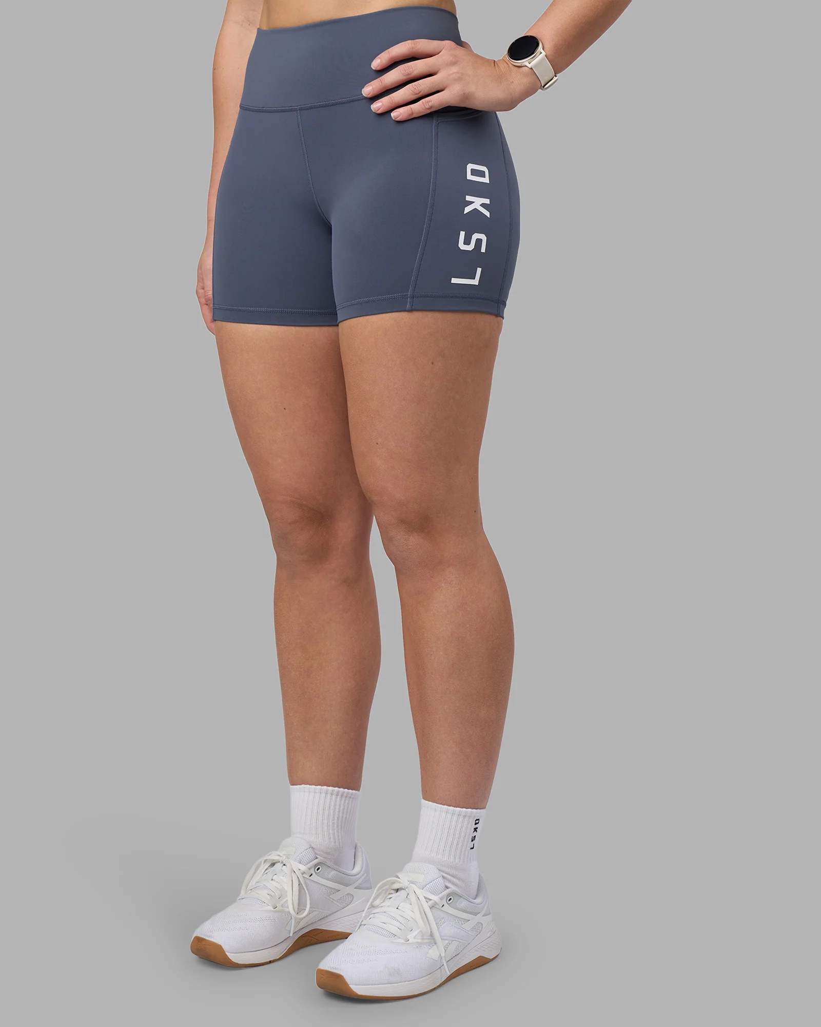 15798-rep-ultra-high-rise-4-short-pockets-night-shadow-white-7.webp Rep Ultra High-Rise 4" Short Pockets - Night Shadow-White