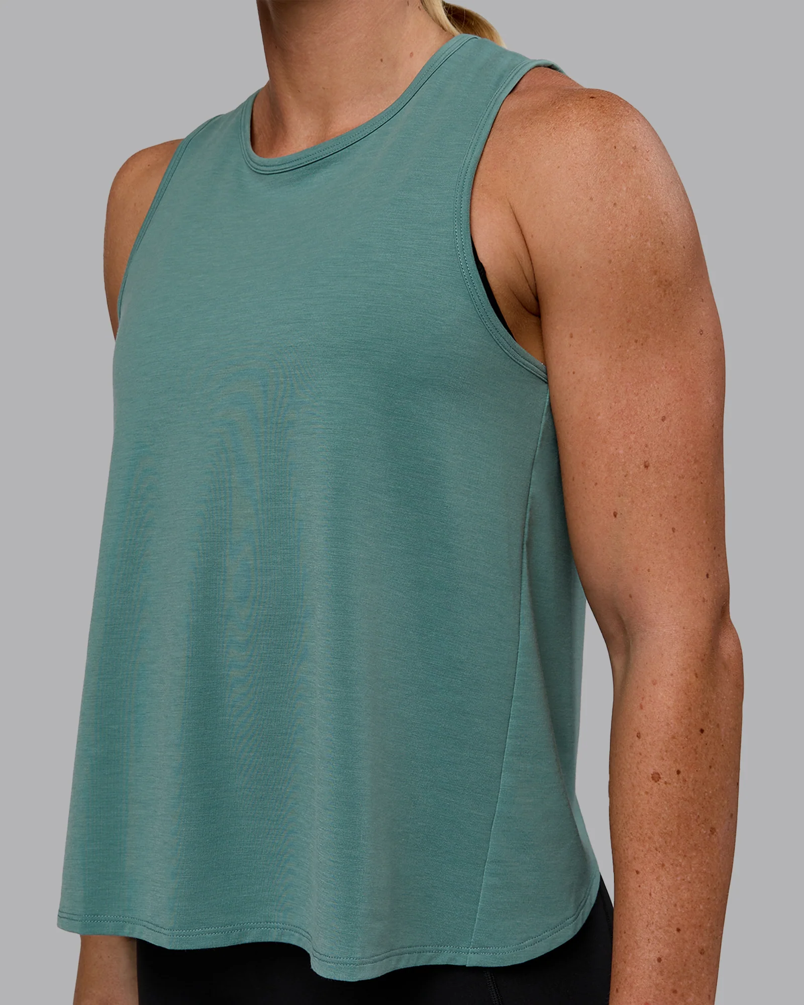 15816-breeze-training-tank-sagebrush-5.webp Breeze Training Tank - Sagebrush