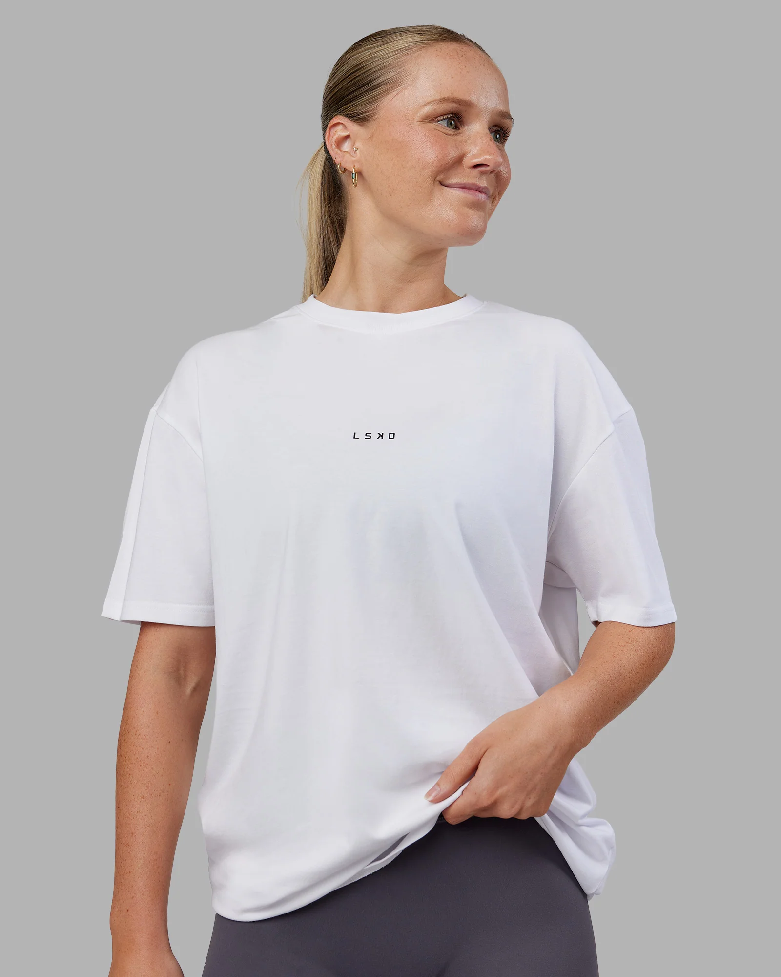 15886-kettlebell-flxcotton-oversized-tee-white-black-2.webp Kettlebell FLXCotton Oversized Tee - White-Black