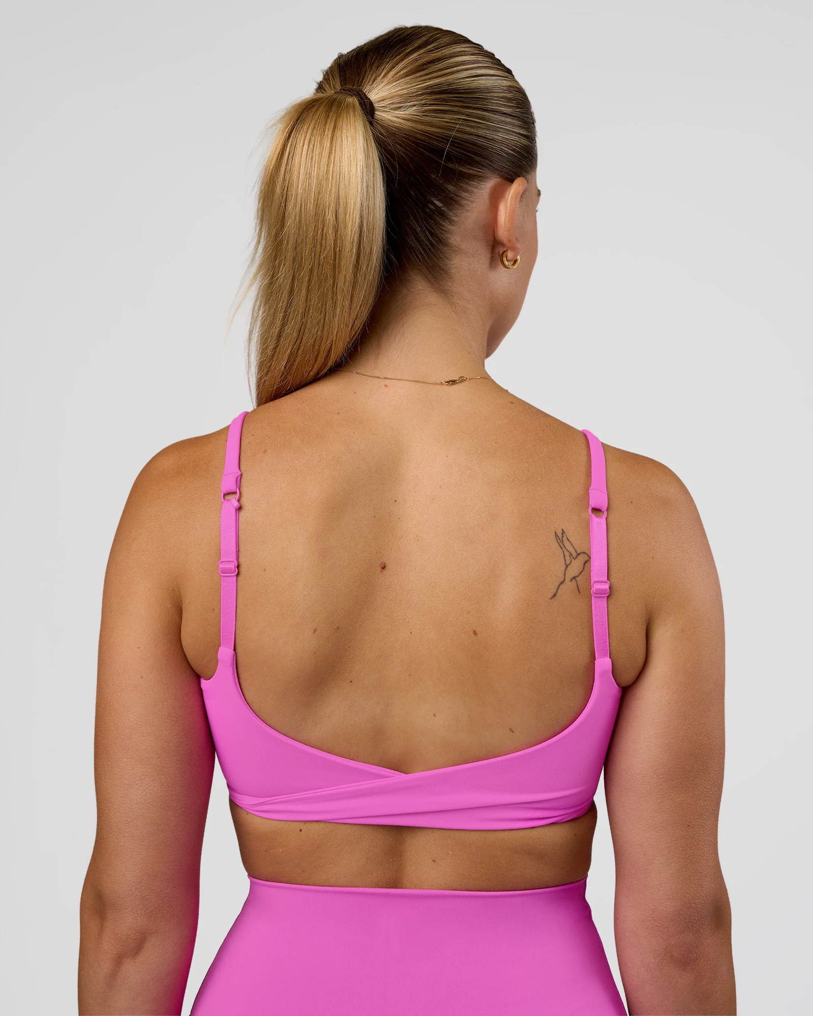15913-twist-sports-bra-ultra-fuchsia-5.webp Twist Sports Bra - Ultra Fuchsia