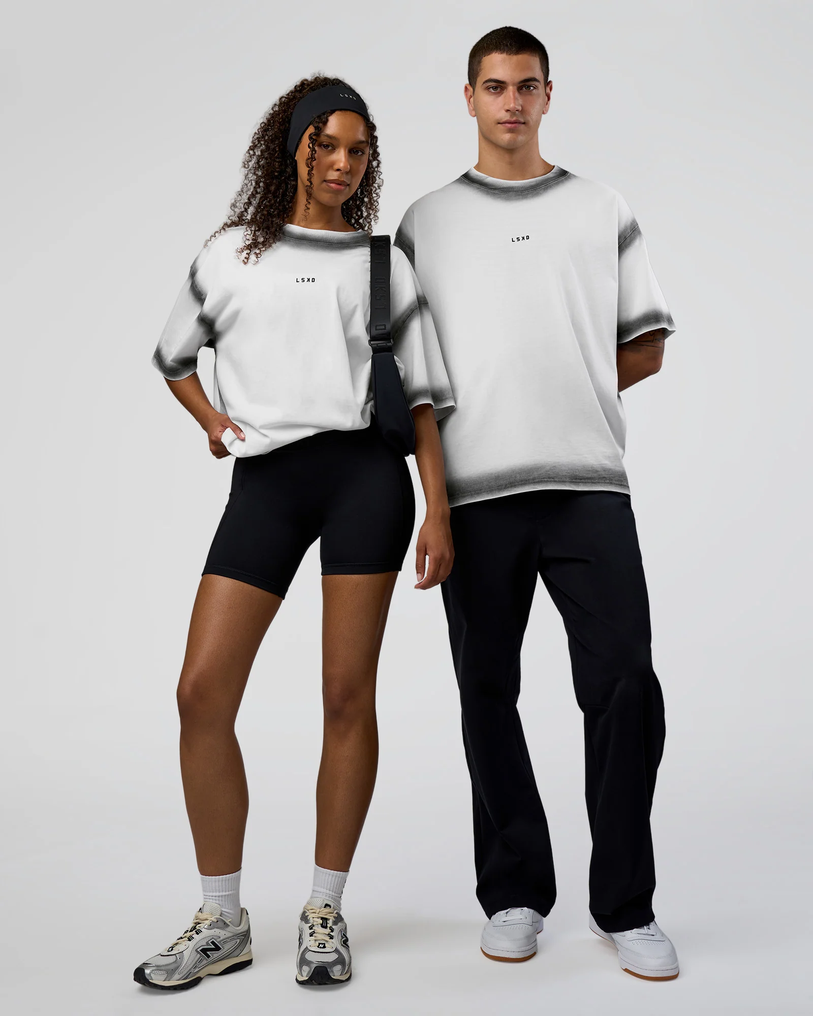16037-urban-blur-heavyweight-unisex-oversized-tee-white-black-1.webp Urban Blur Heavyweight Unisex Oversized Tee - White-Black