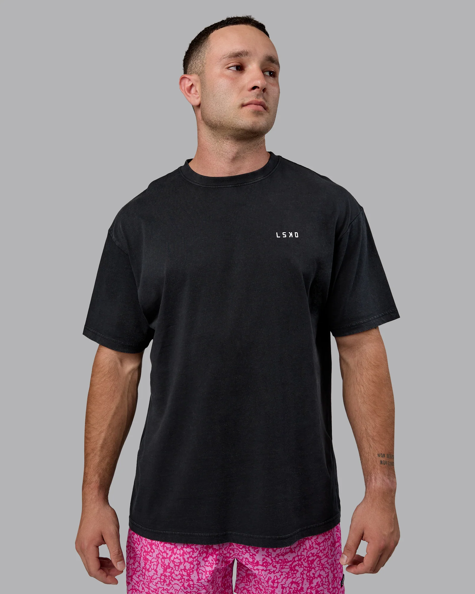 Washed Empower Oversize Tee - Black-Berry Pink