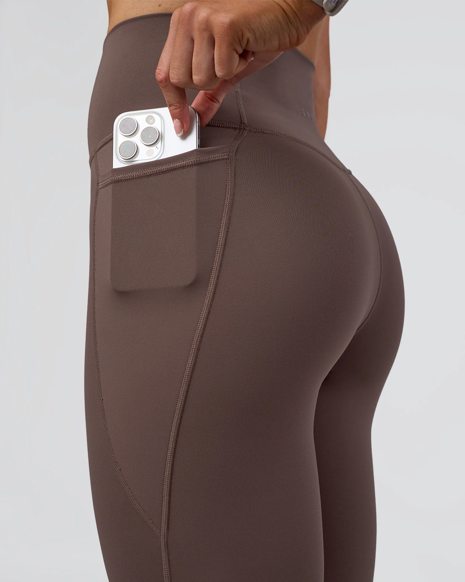 16082-fusion-ultra-high-rise-full-length-legging-pockets-peppercorn-3.webp Fusion Ultra High-Rise Full Length Legging Pockets - Peppercorn