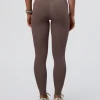 16082-fusion-ultra-high-rise-full-length-legging-pockets-peppercorn-4.webp Fusion Ultra High-Rise Full Length Legging Pockets - Peppercorn