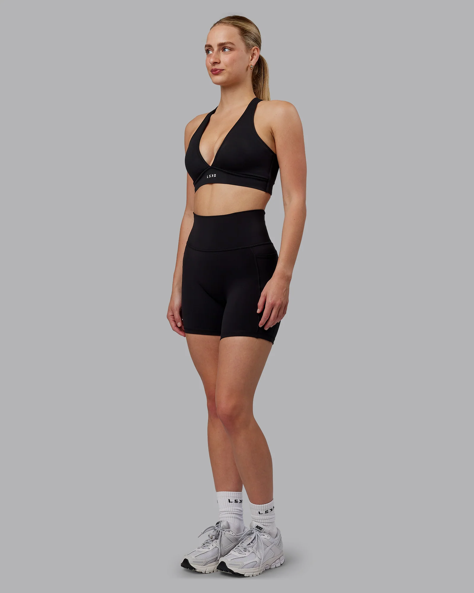 16265-o.g.-stamina-sports-bra-d-dd-e-black-4.webp O.G. Stamina Sports Bra D/DD/E - Black