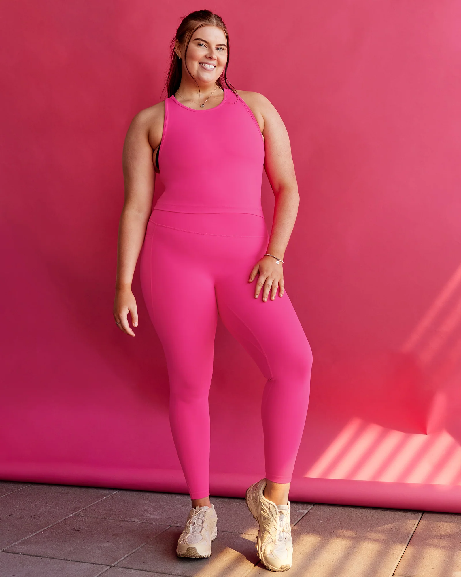 16357-flow-performance-tank-2.0-ultra-pink-5.webp Flow Performance Tank 2.0 - Ultra Pink