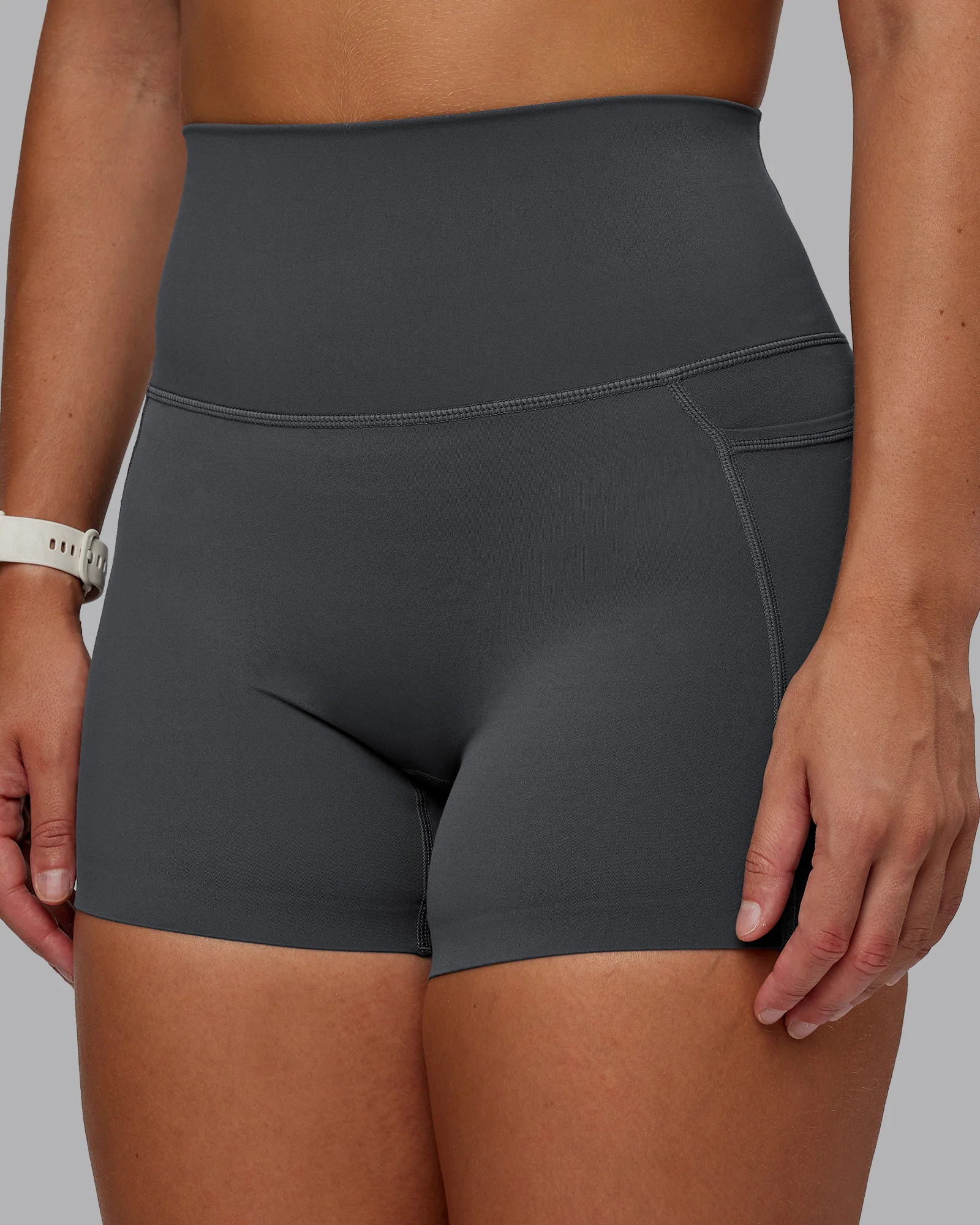 16420-elixir-ultra-high-rise-4-short-pockets-dark-storm-7.webp Elixir Ultra High-Rise 4" Short Pockets - Dark Storm