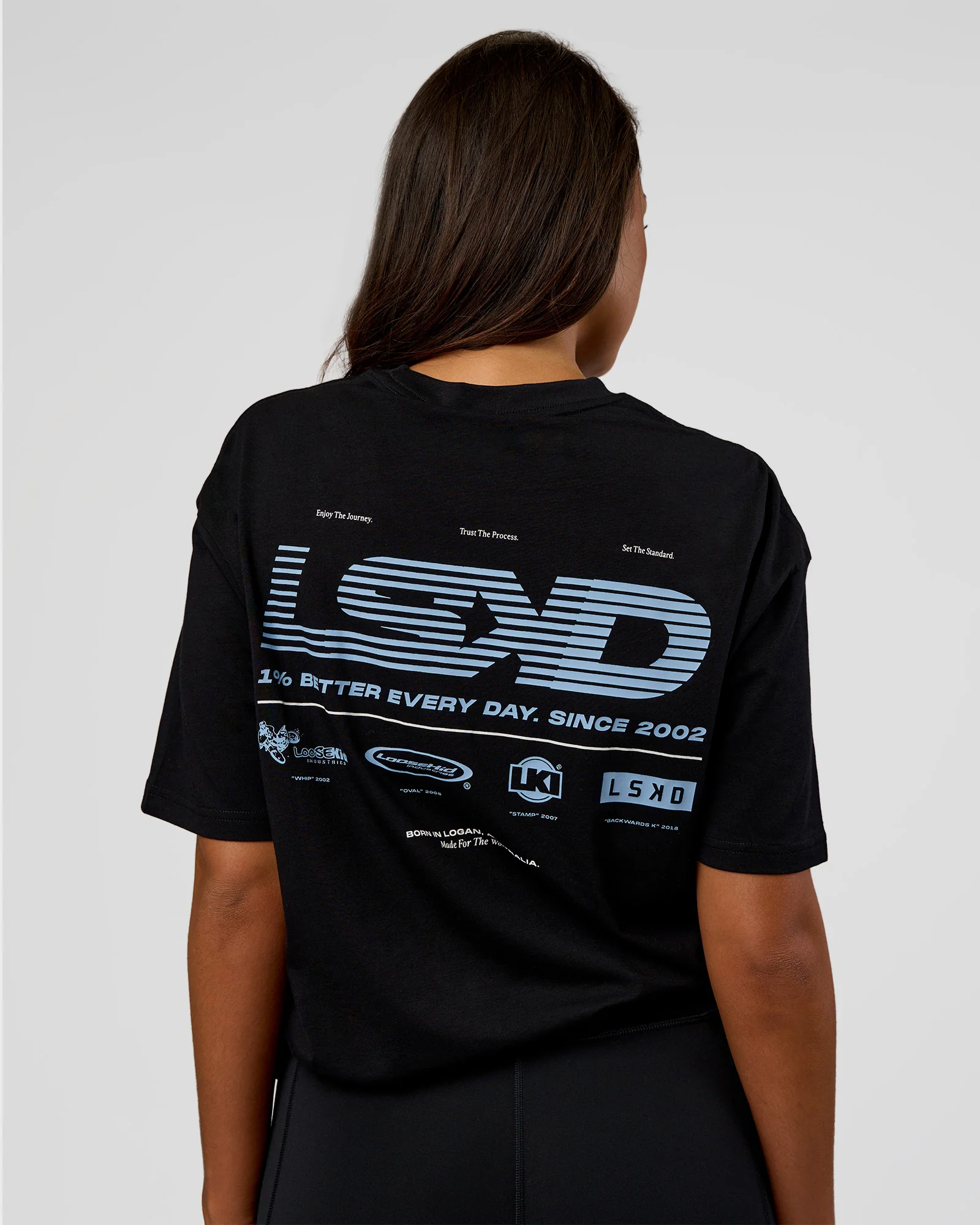 1643-archive-flxcotton-oversized-tee-black-open-air-4.webp Archive FLXCotton Oversized Tee - Black-Open Air