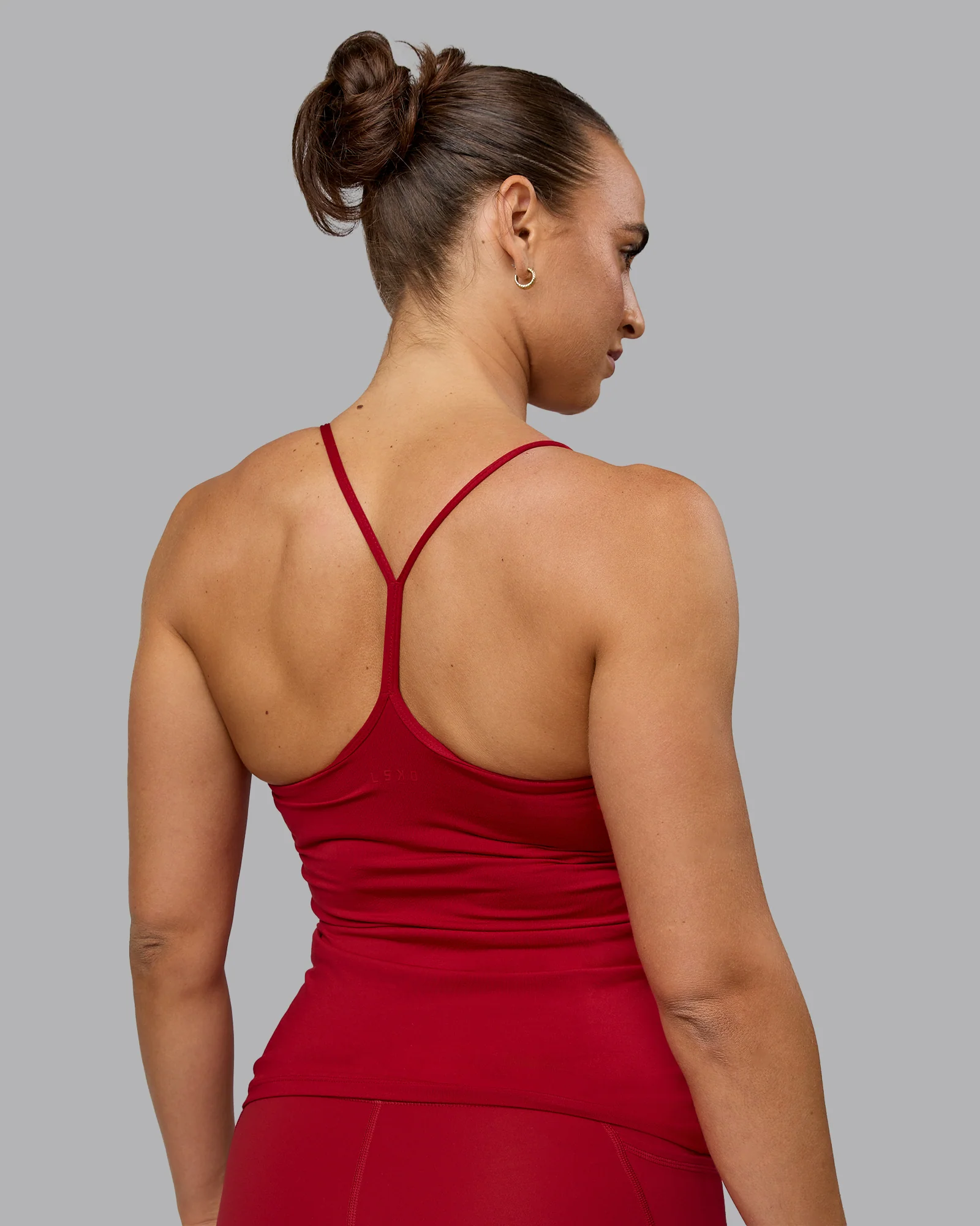 16516-transition-cloudflx-shelf-bra-tank-cherry-red-2.webp Transition CloudFLX Shelf Bra Tank - Cherry Red