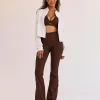 166-fusion-v-contour-high-rise-flared-legging-pockets-hot-chocolate-5.webp Fusion V-Contour High-Rise Flared Legging Pockets - Hot Chocolate