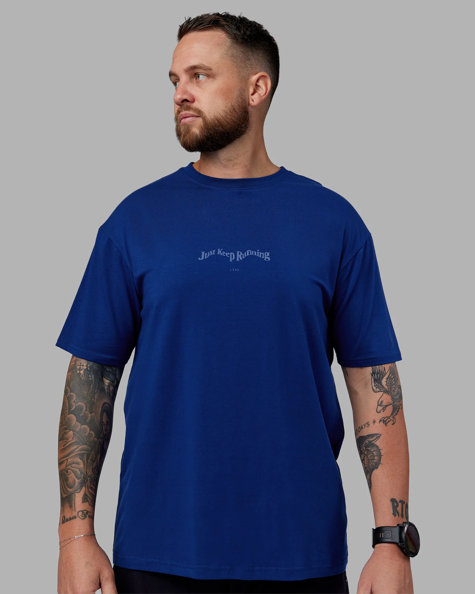 16604-just-run-flxcotton-oversized-tee-midnight-blue-light-blue-4.webp Just Run FLXCotton Oversized Tee - Midnight Blue-Light Blue