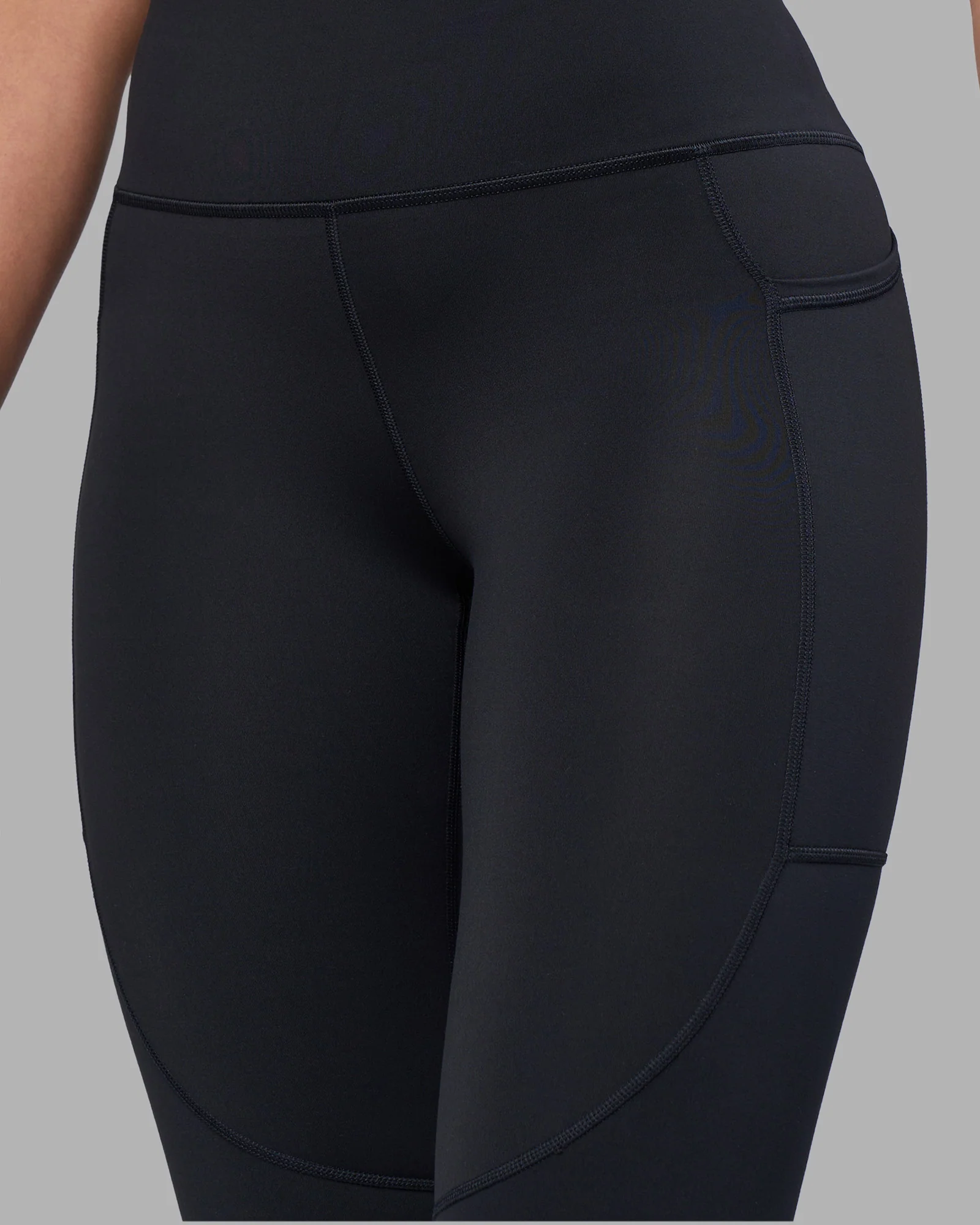 16613-rep-ultra-high-rise-full-length-legging-pockets-black-blue-atoll-8.webp Rep Ultra High-Rise Full Length Legging Pockets - Black-Blue Atoll