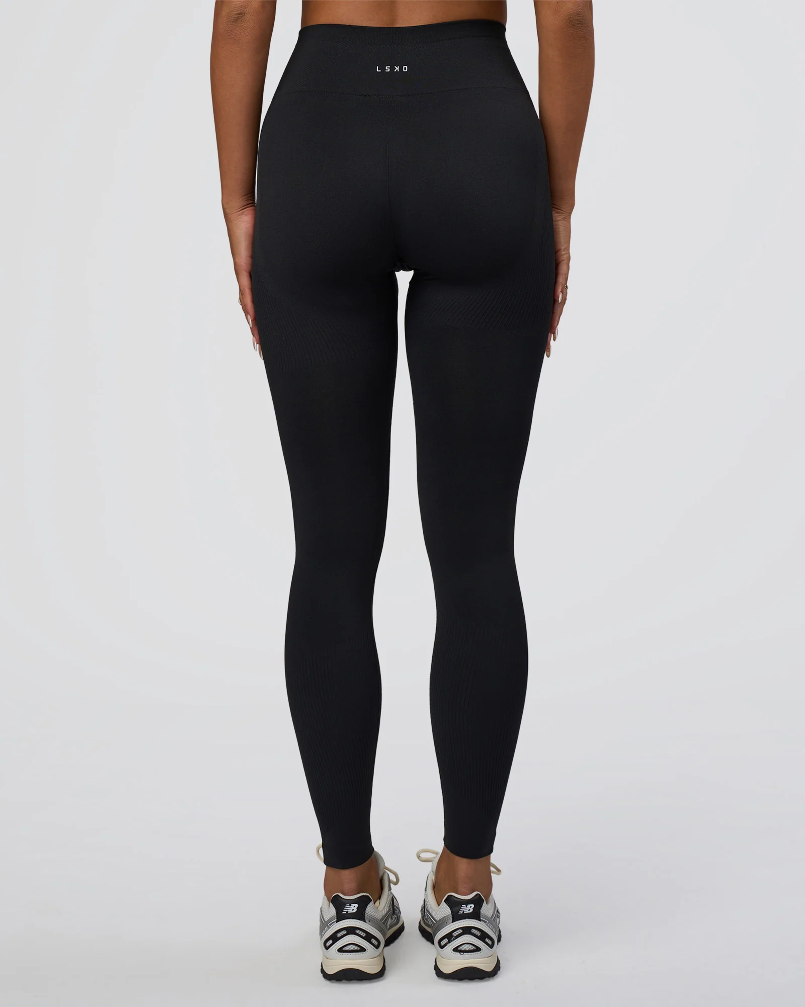 16713-surge-seamless-high-rise-full-length-legging-black-8.webp Surge Seamless High-Rise Full Length Legging - Black