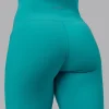 16927-fusion-ultra-high-rise-full-length-legging-pockets-uplift-blue-10.webp Fusion Ultra High-Rise Full Length Legging Pockets - Uplift Blue