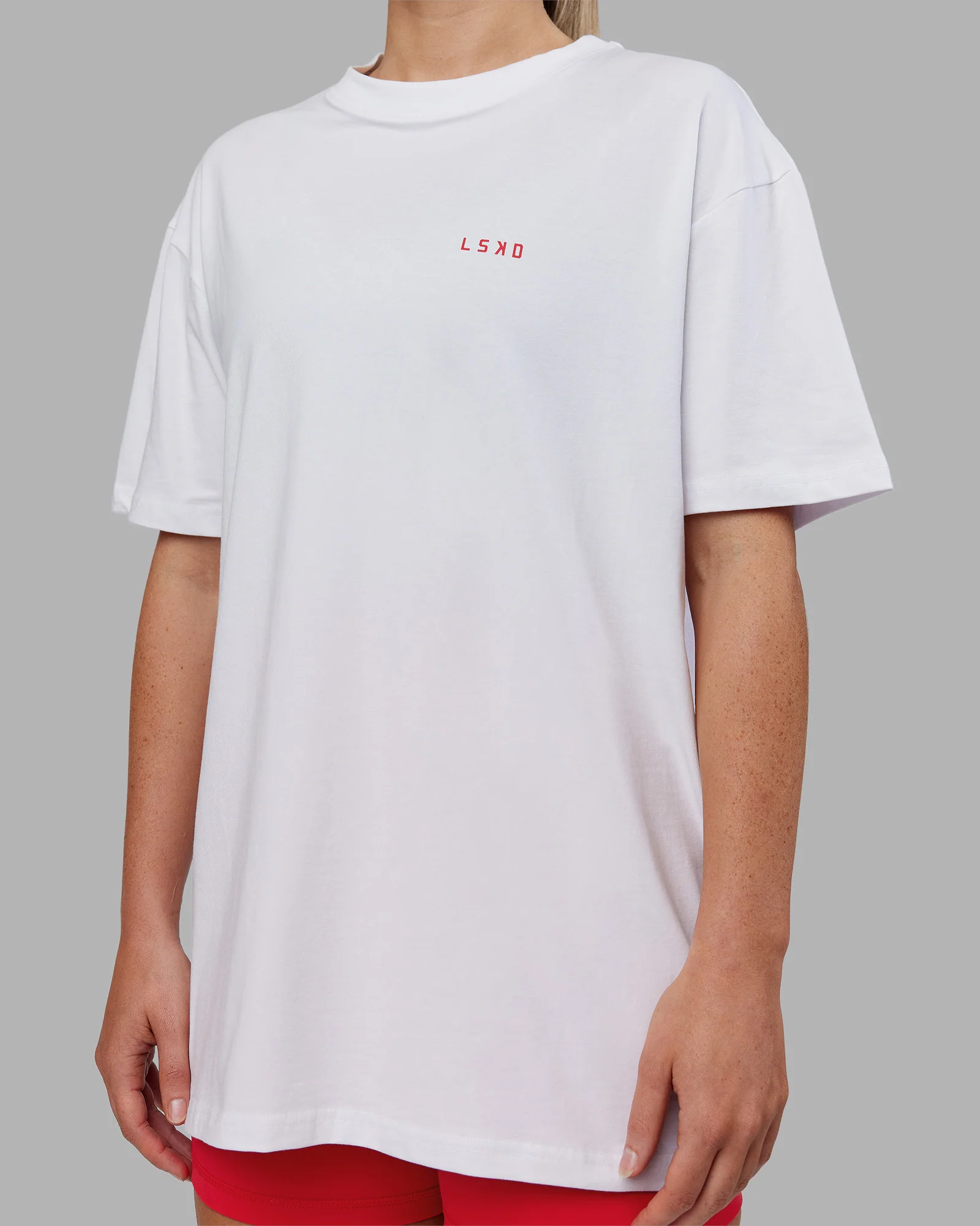 17008-dare-to-think-flxcotton-tee-oversize-white-scarlet-10.webp Dare To Think FLXCotton Tee Oversize - White-Scarlet