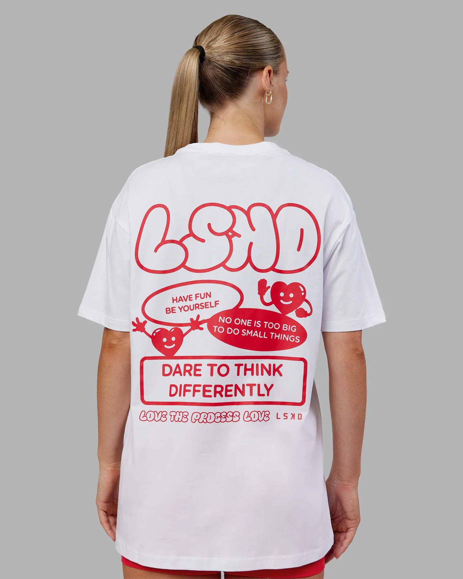 17008-dare-to-think-flxcotton-tee-oversize-white-scarlet-2.webp Dare To Think FLXCotton Tee Oversize - White-Scarlet