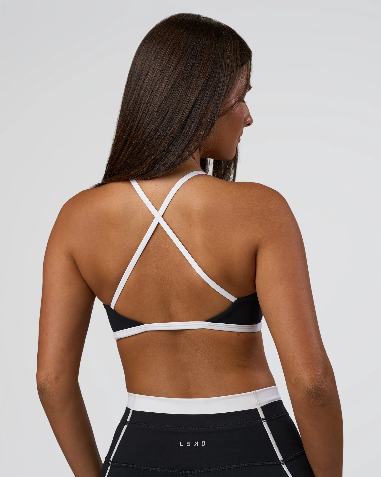 17095-liberate-sports-bra-black-white-4.webp Liberate Sports Bra - Black-White