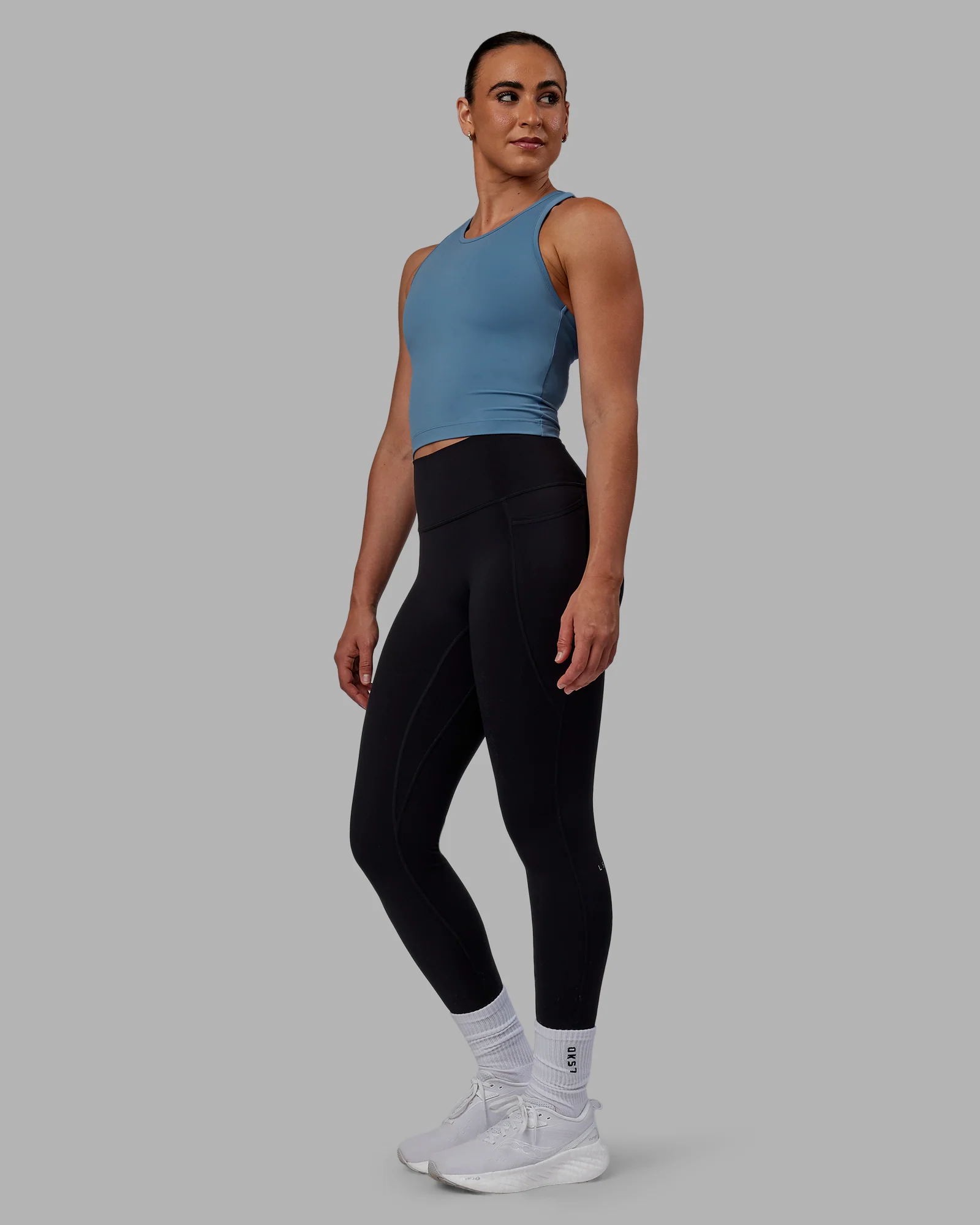 17149-flow-performance-tank-elemental-blue-7.webp Flow Performance Tank - Elemental Blue