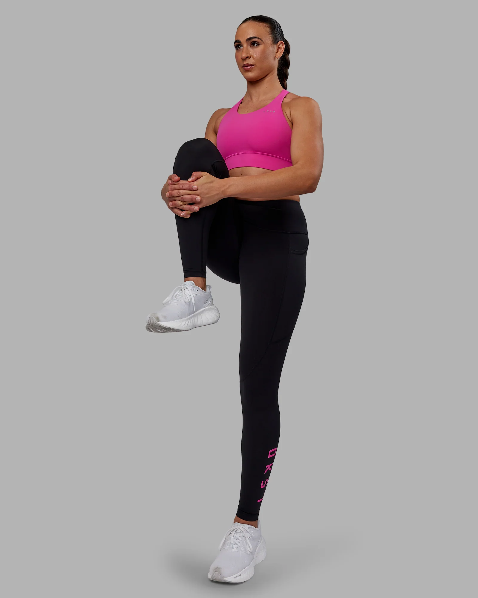 17300-rep-ultra-high-rise-full-length-legging-pockets-black-fuchsia-pink-2.webp Rep Ultra High-Rise Full Length Legging Pockets - Black-Fuchsia Pink