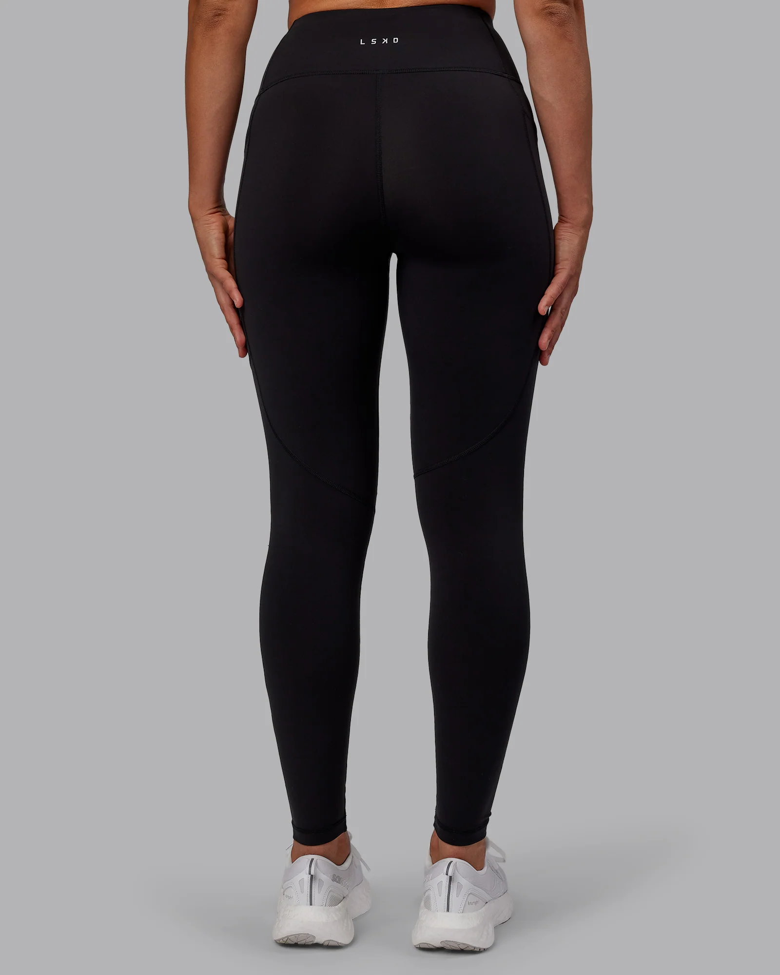 17300-rep-ultra-high-rise-full-length-legging-pockets-black-fuchsia-pink-4.webp Rep Ultra High-Rise Full Length Legging Pockets - Black-Fuchsia Pink
