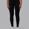 17300-rep-ultra-high-rise-full-length-legging-pockets-black-fuchsia-pink-7.webp Rep Ultra High-Rise Full Length Legging Pockets - Black-Fuchsia Pink