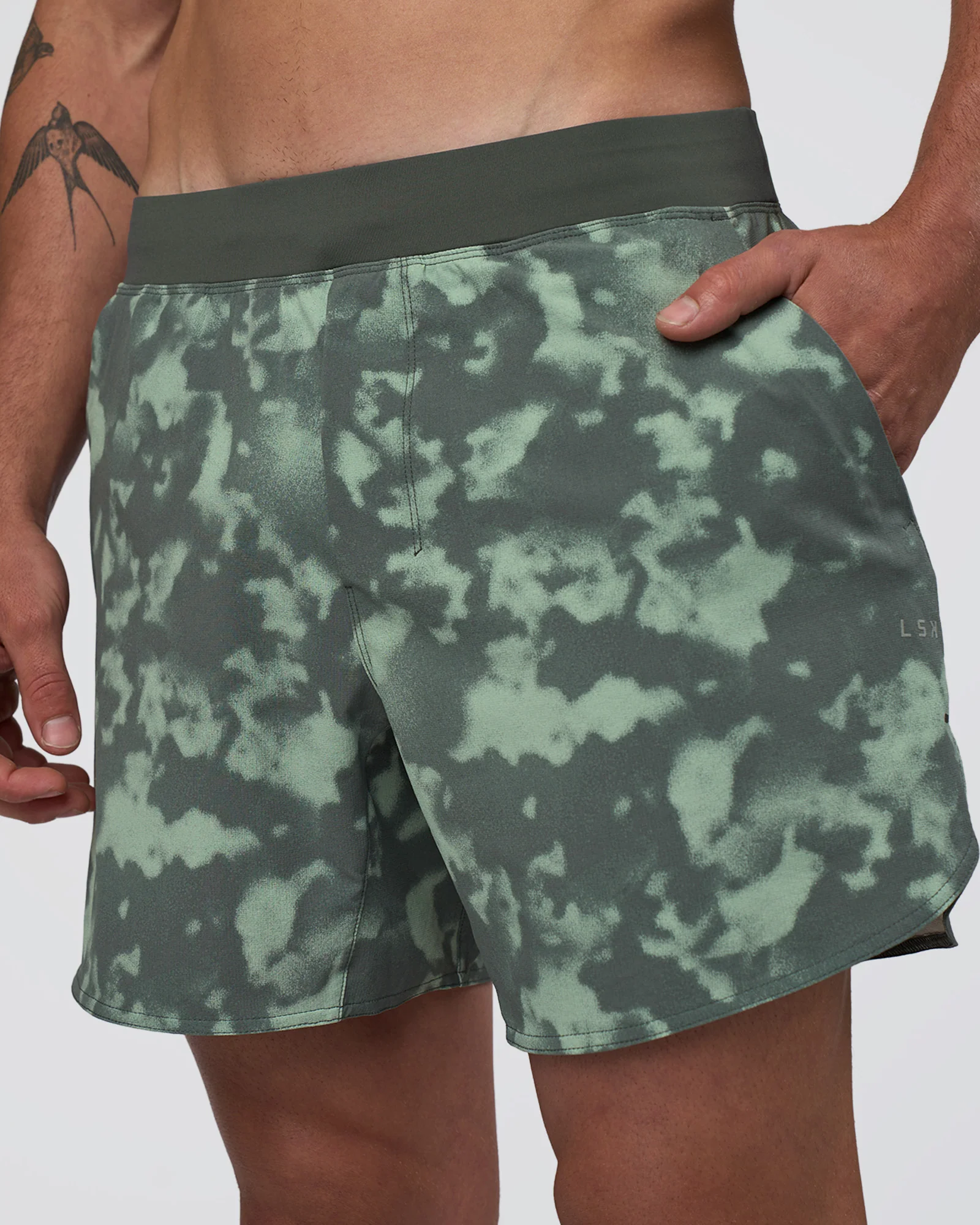 Lift 6" Short - Washed Camo Carbon