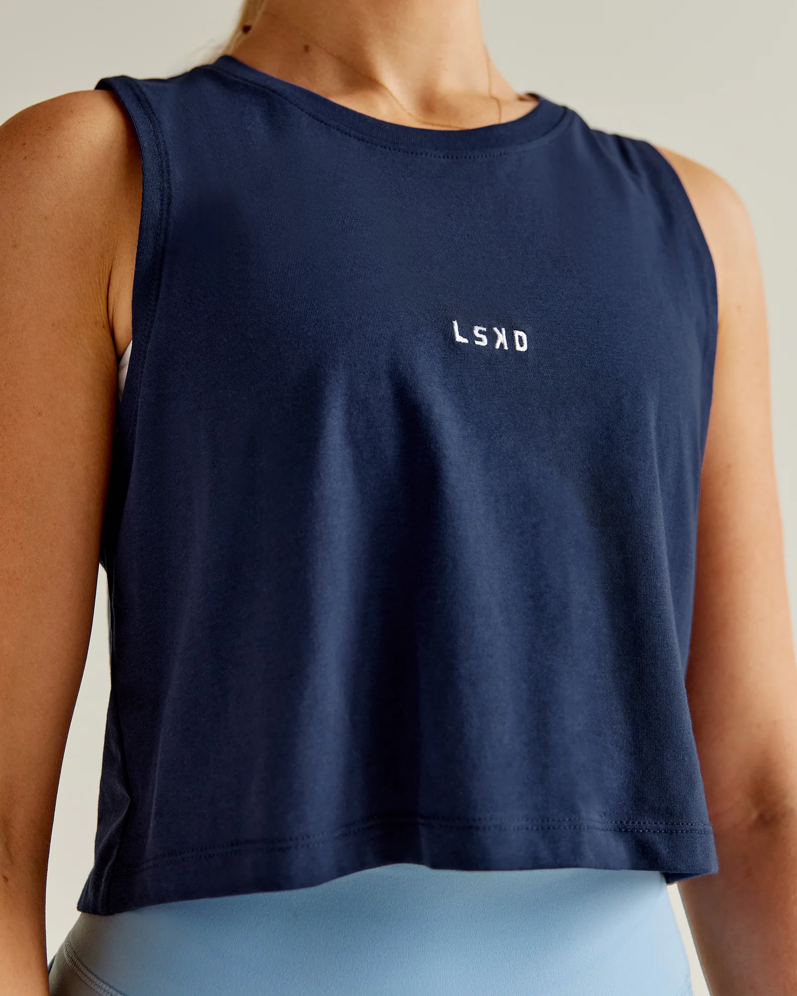 17451-go-to-flxcotton-tank-future-navy-white-1.webp Go-To FLXCotton Tank - Future Navy-White