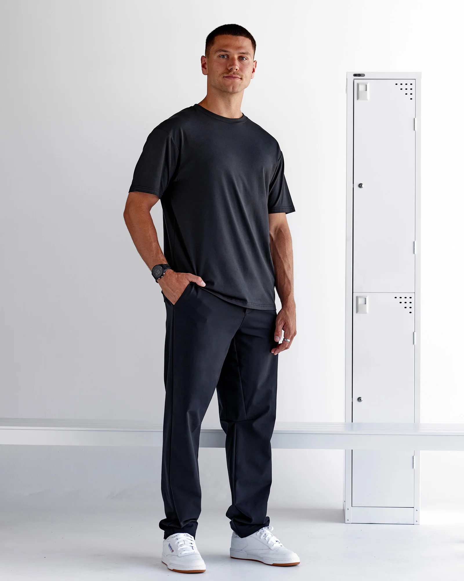 175-forever-effortlesstech-tee-black-1.webp Forever EffortlessTech Tee - Black