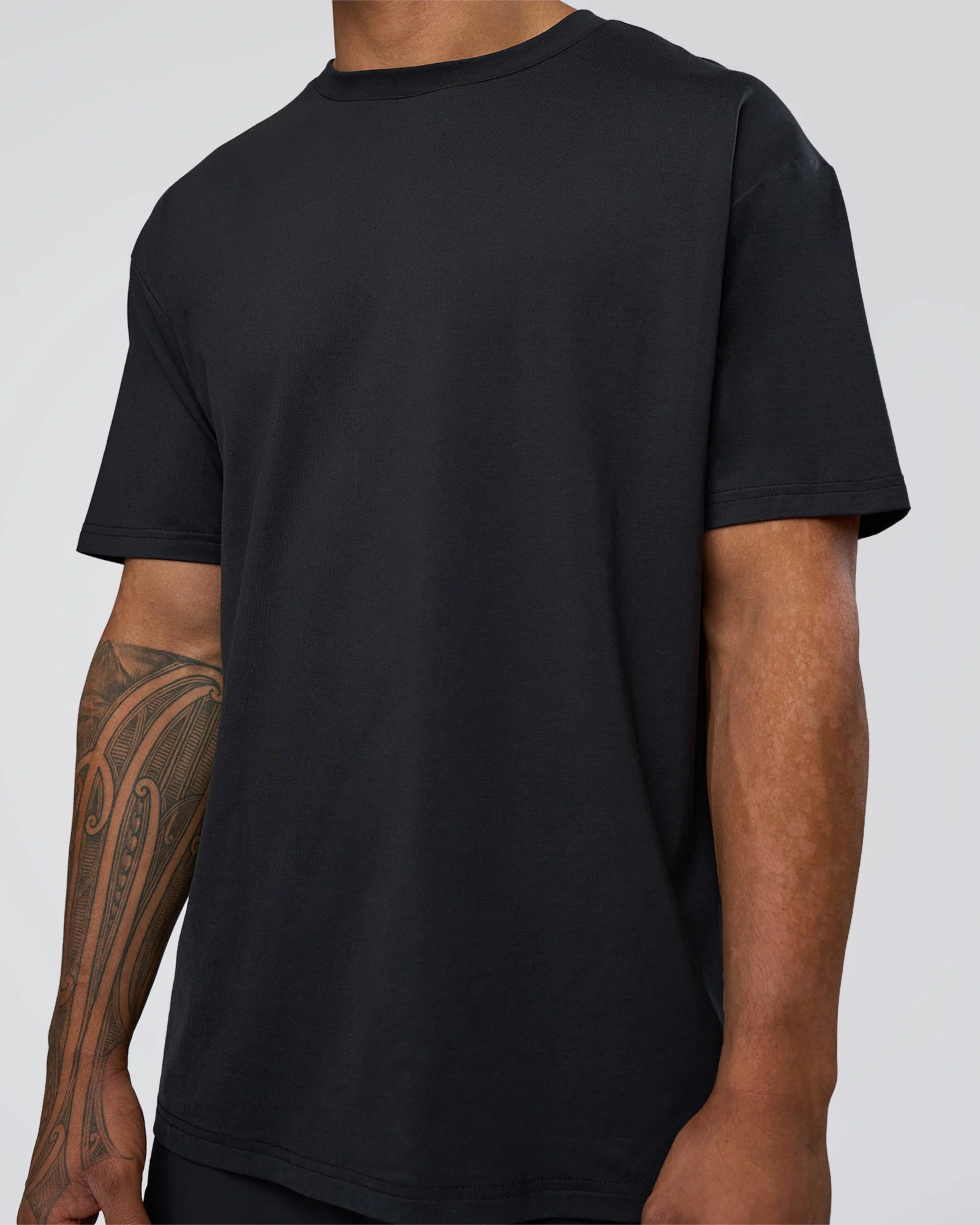175-forever-effortlesstech-tee-black-7.webp Forever EffortlessTech Tee - Black