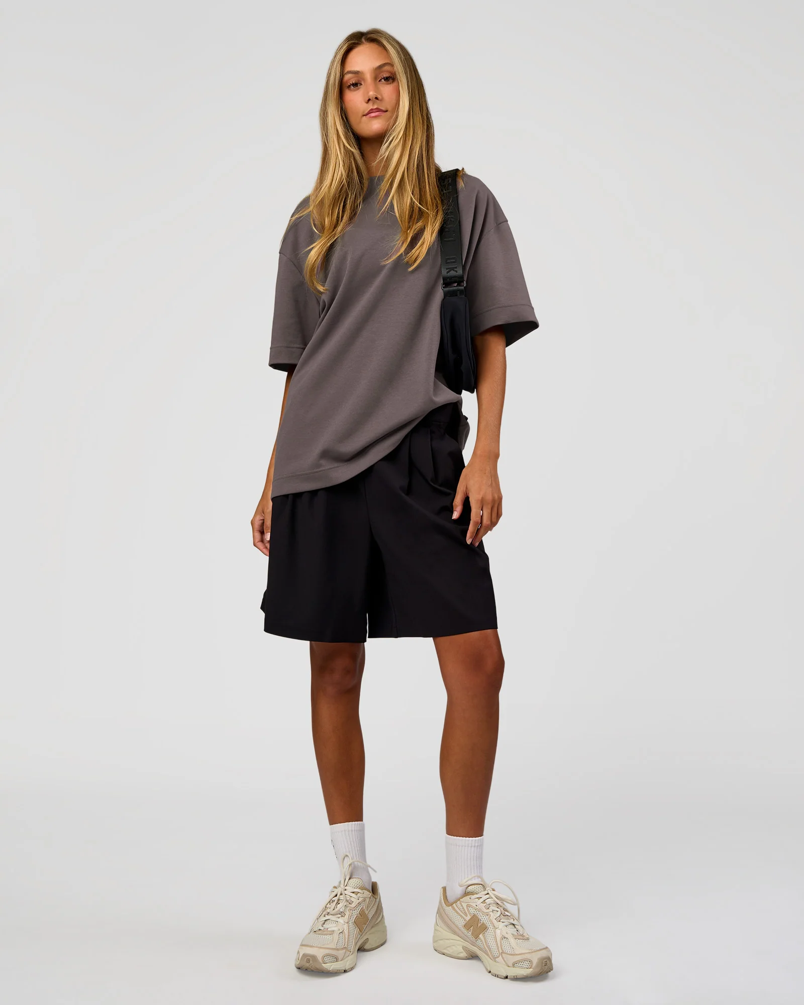 17538-afterdark-zerocrease-oversized-tee-duskstone-5.webp AfterDark ZeroCrease Oversized Tee - Duskstone
