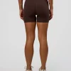 Fusion V-Contour Ultra High-Rise 4" Short Pockets - Hot Chocolate