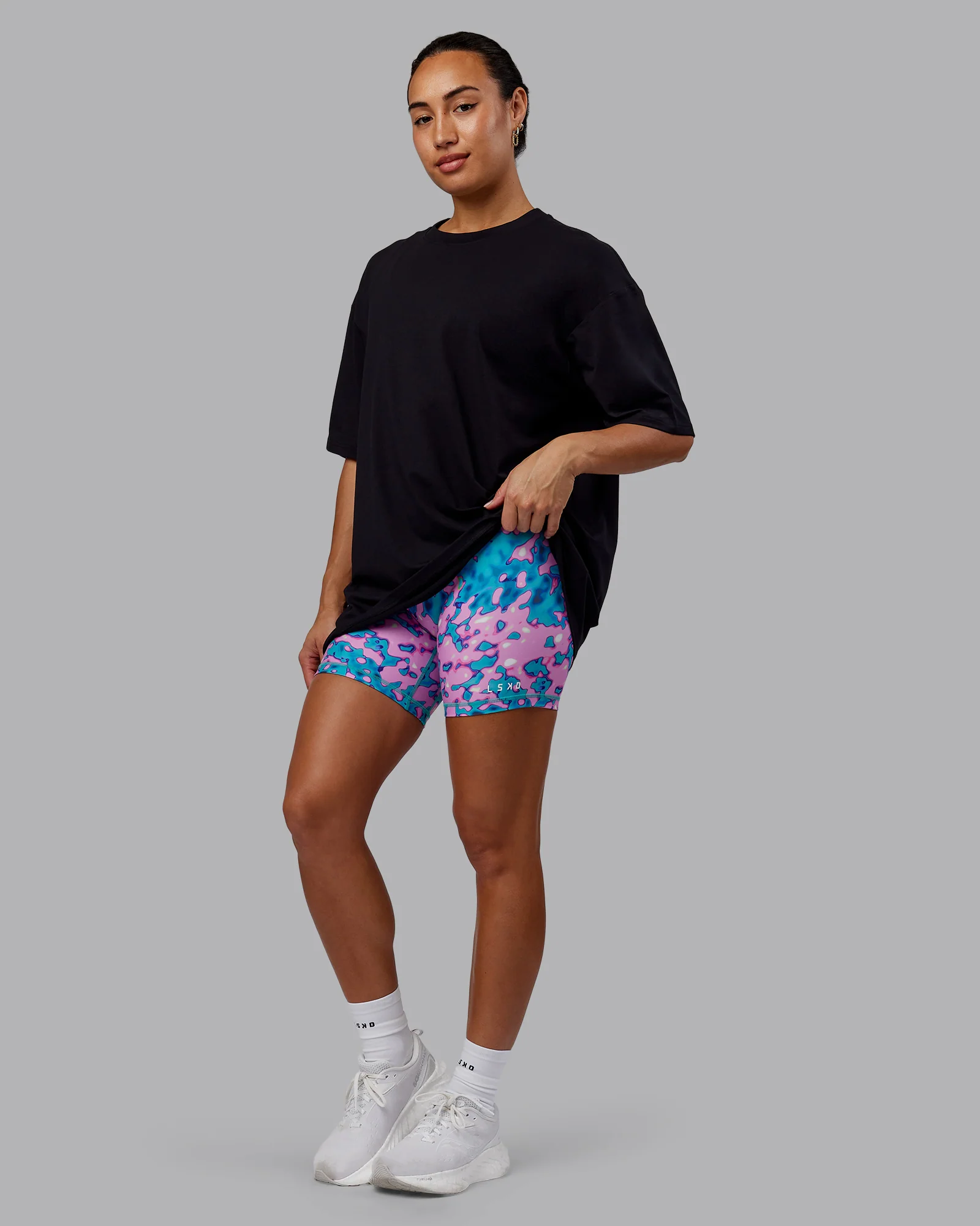 17555-so-cal-24-flxcotton-oversize-tee-black-beacon-orange-6.webp So Cal 24 FLXCotton Oversize Tee - Black-Beacon Orange