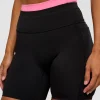 1767-liberate-high-rise-6-short-pockets-black-candy-pink-7.webp Liberate High-Rise 6" Short Pockets - Black-Candy Pink