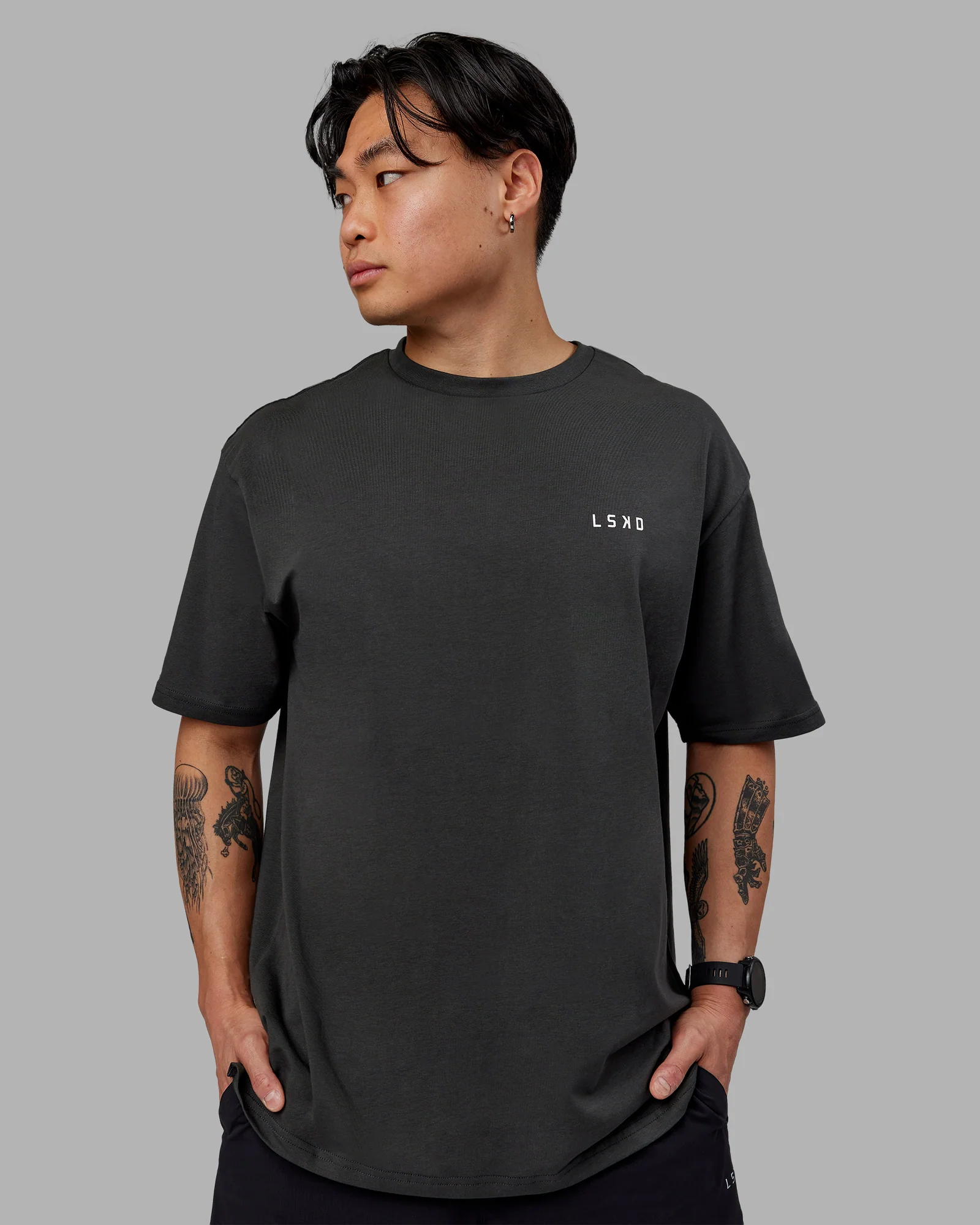 Unisex Strike Through FLXCotton Tee Oversize - Pirate Black-Black