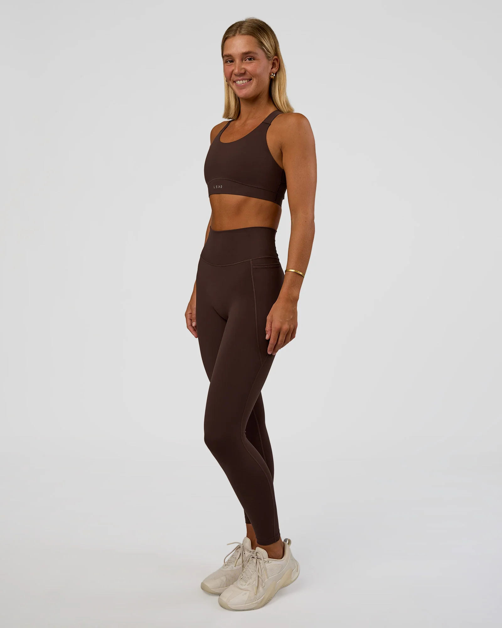 17720-fusion-v-contour-ultra-high-rise-full-length-legging-pockets-hot-chocolate-1.webp Fusion V-Contour Ultra High-Rise Full Length Legging Pockets - Hot Chocolate