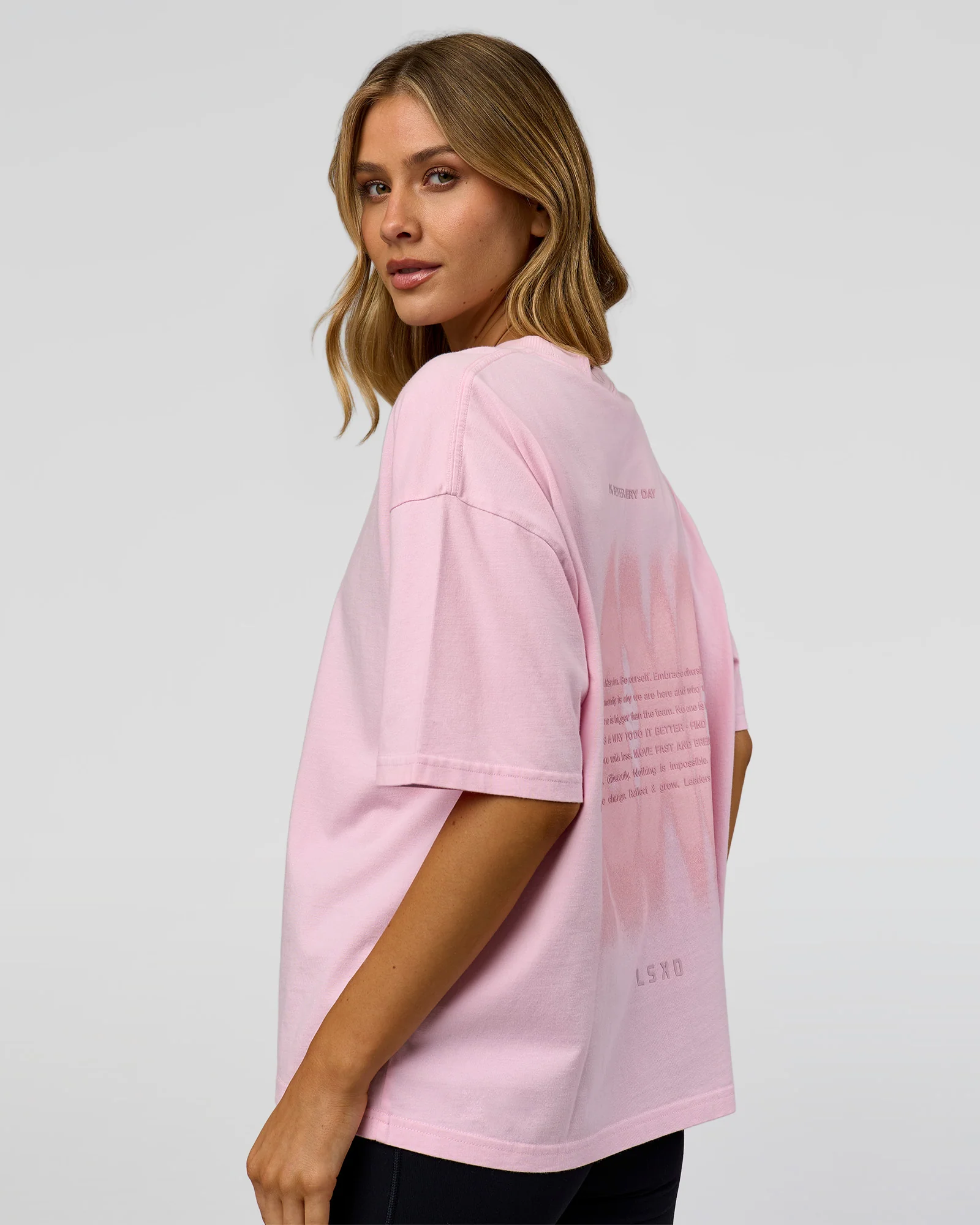 Memory In Motion Heavyweight Boxed Tee - Marshmallow Washed