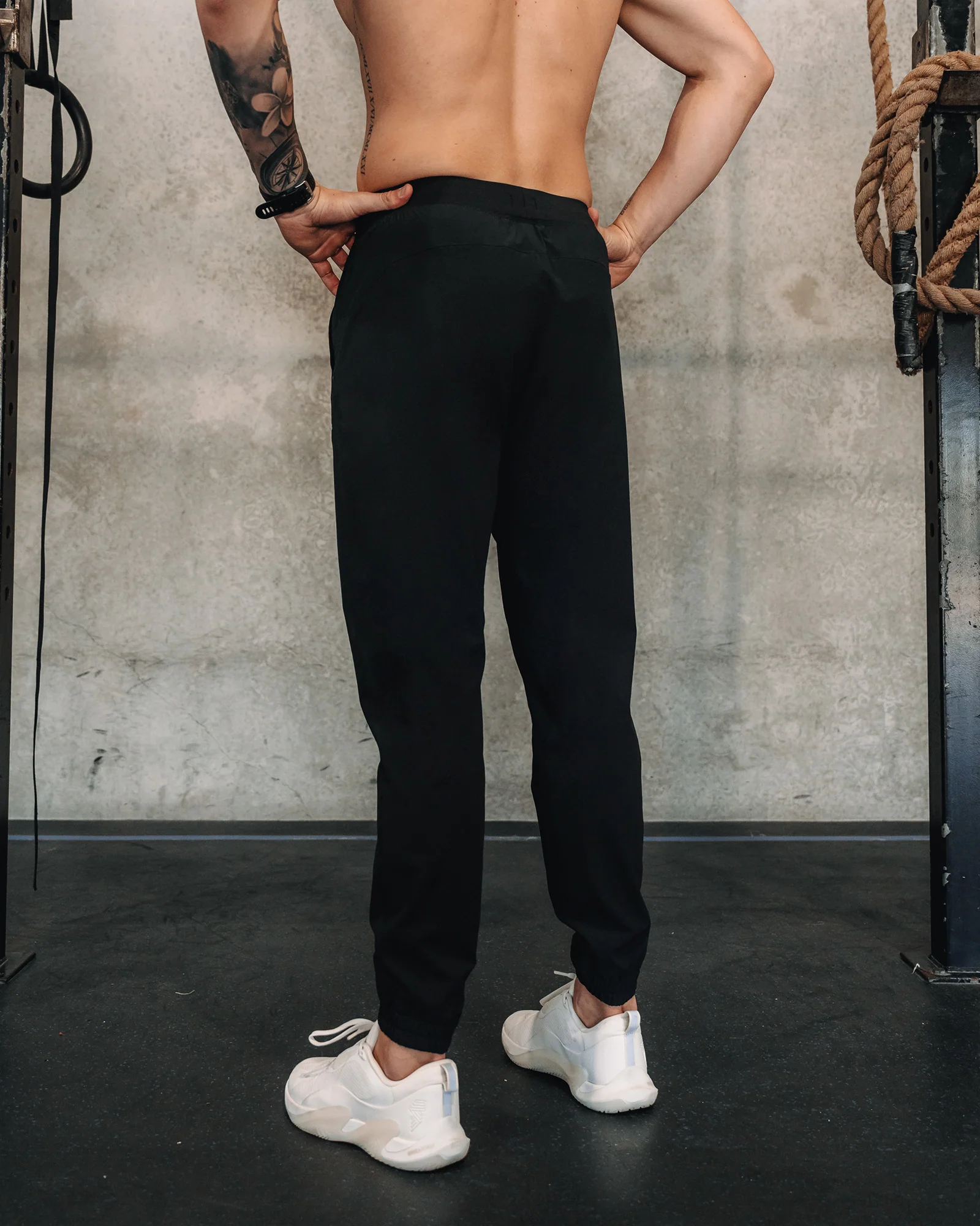 17835-lift-jogger-black-12.webp Lift Jogger - Black