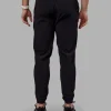 17835-lift-jogger-black-5.webp Lift Jogger - Black