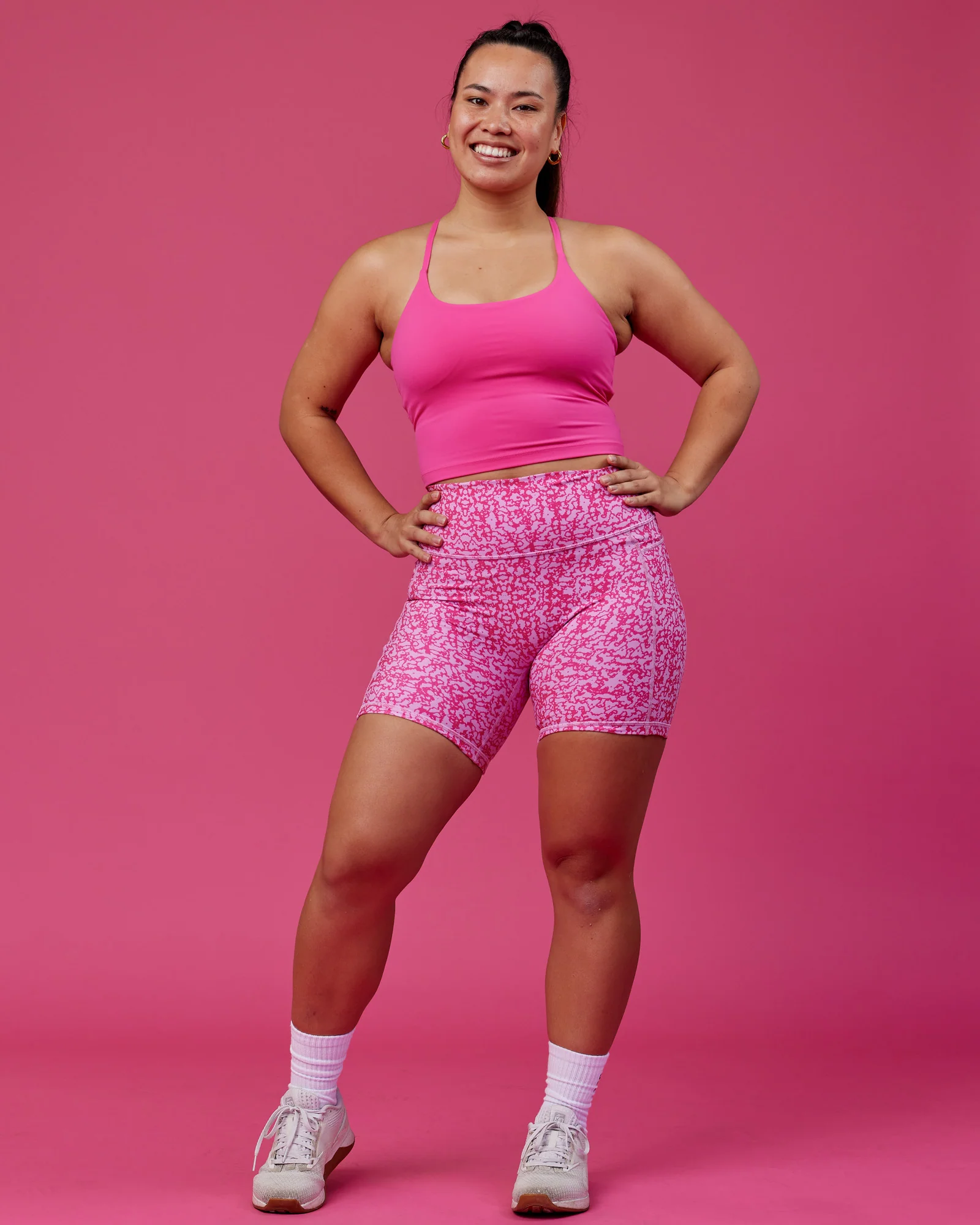 17937-twist-tank-with-shelf-bra-ultra-pink-2.webp Twist Tank With Shelf Bra - Ultra Pink