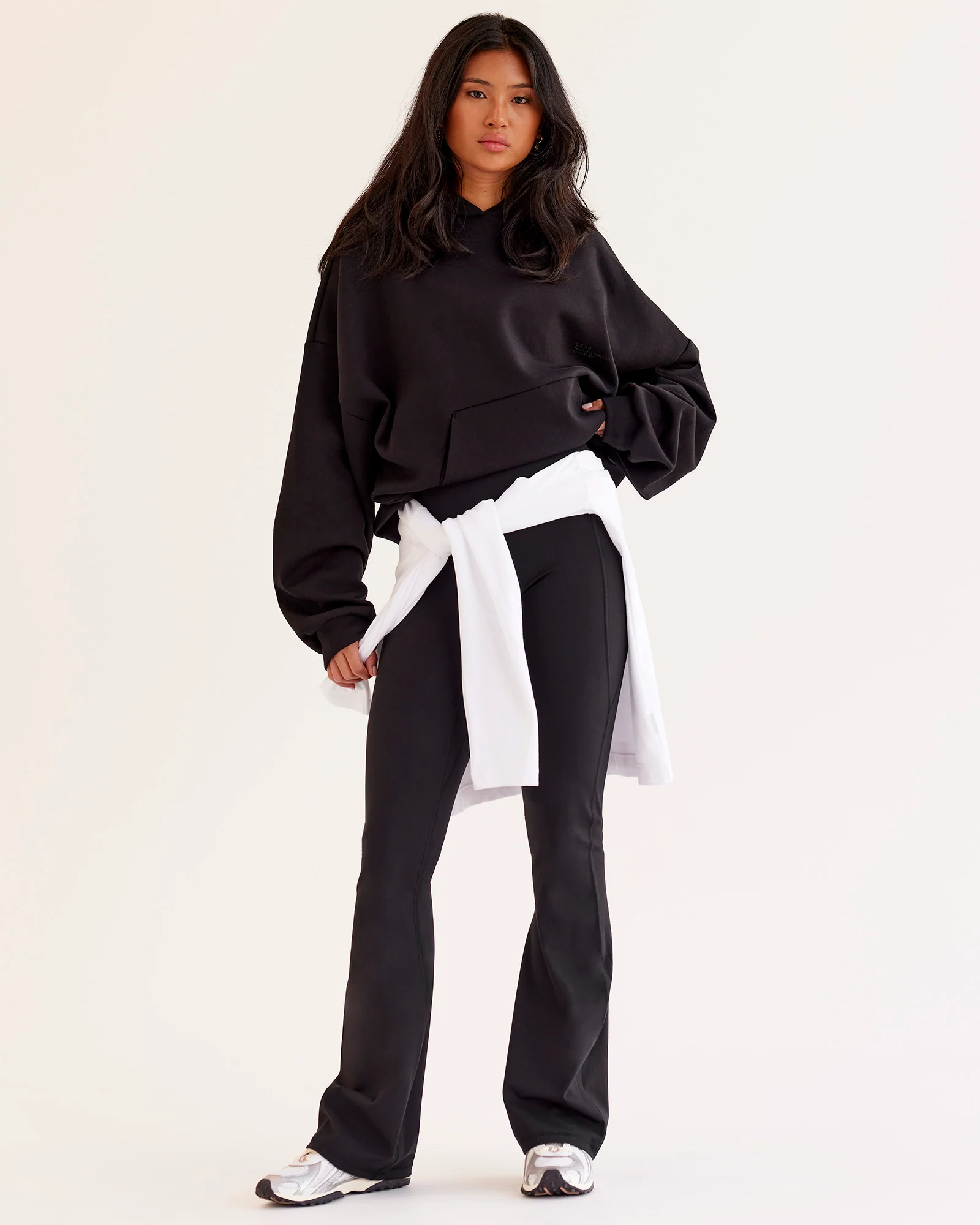 1794-afterdark-zerocrease-oversized-hoodie-black-5.webp AfterDark ZeroCrease Oversized Hoodie - Black