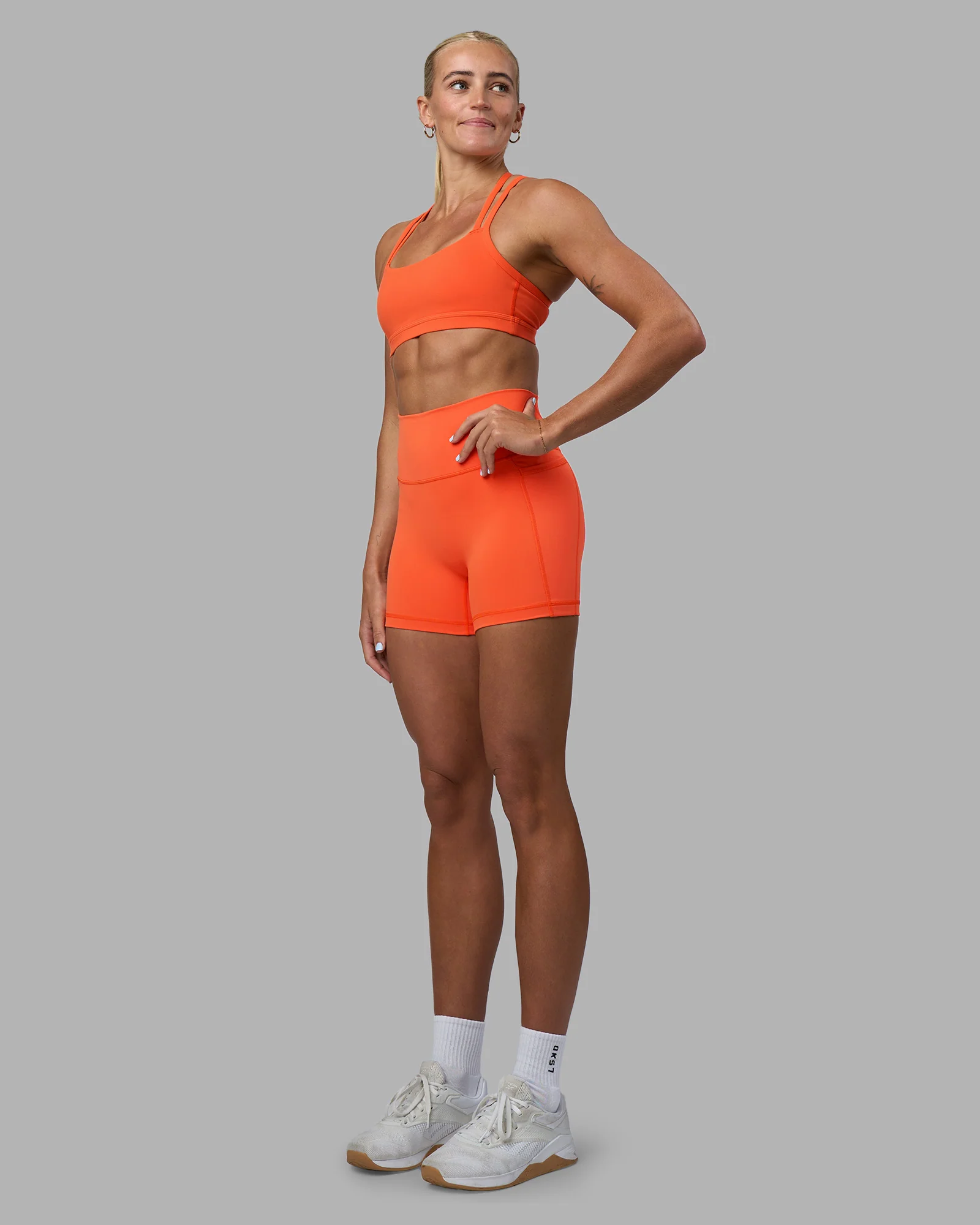 Velocity Sports Bra - Ultra Orange